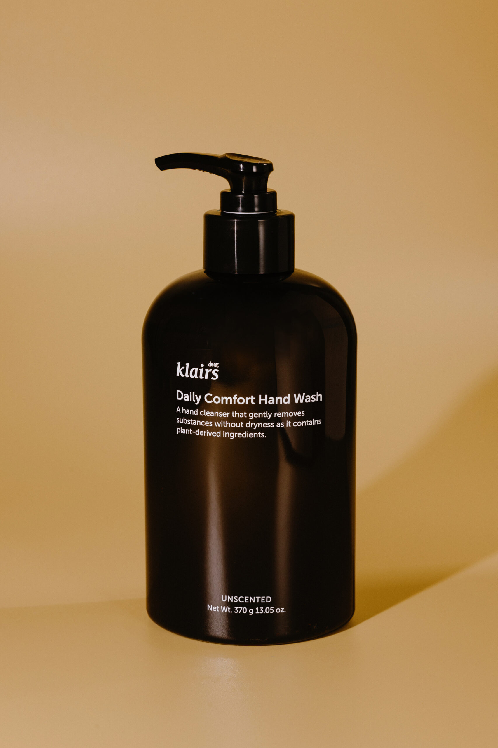 Жидкое мыло для рук с отшелушивающим эффектом KLAIRS Daily Comfort Hand Wash 370g
Жидкое мыло для рук с отшелушивающим эффектом KLAIRS Daily Comfort Hand Wash 370g