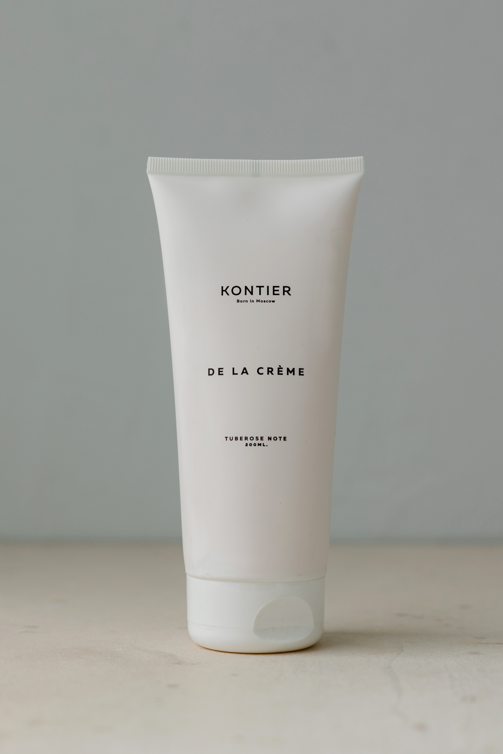 Увлажняющая ламинирующая маска - уход с шелком Philosophy By Alex Kontier Kontier De La Creme 200ml
Увлажняющая ламинирующая маска - уход с шелком Philosophy By Alex Kontier Kontier De La Creme 200ml