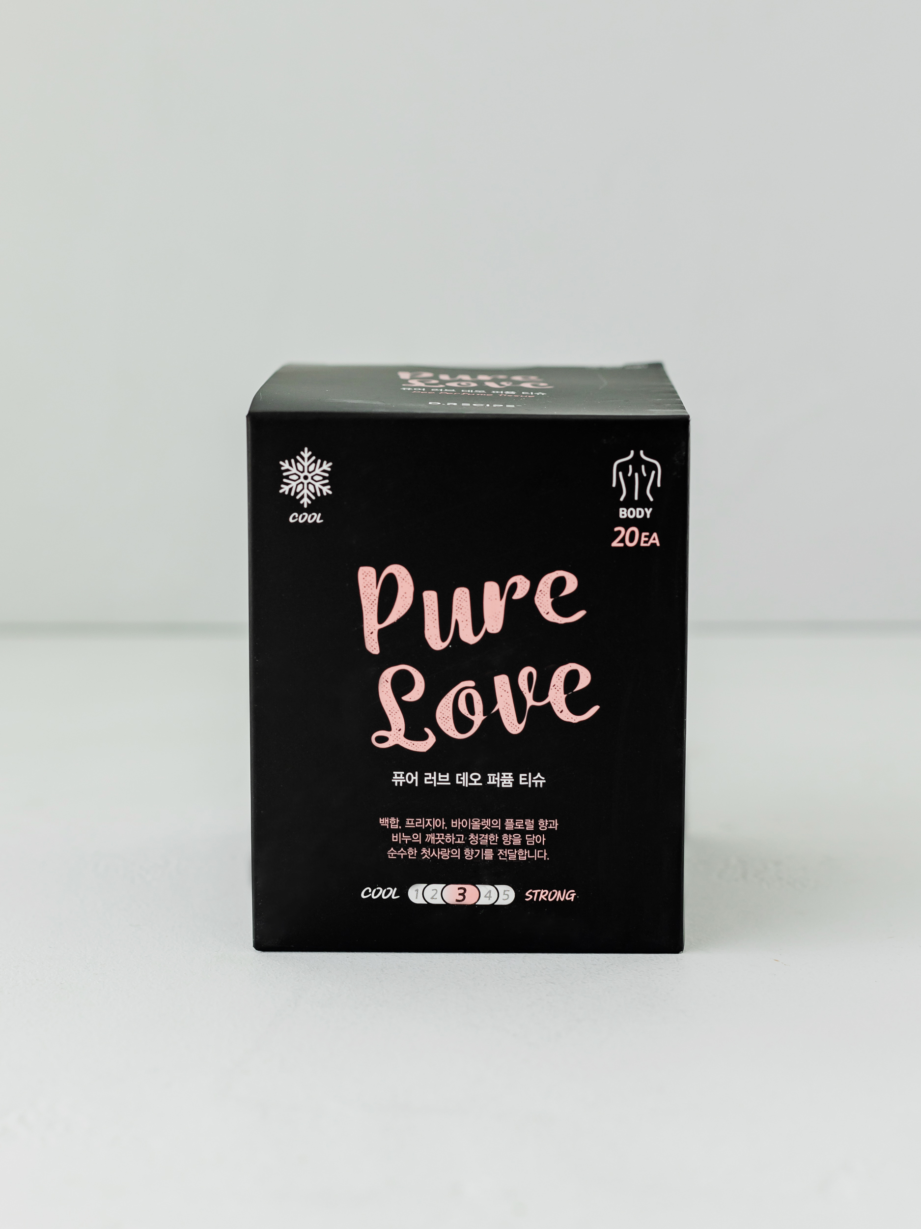 

BU// Парфюмированные салфетки для мгновенной свежести 20 шт D.RECIPE Deo Perfume Tissue Pure Love 20P