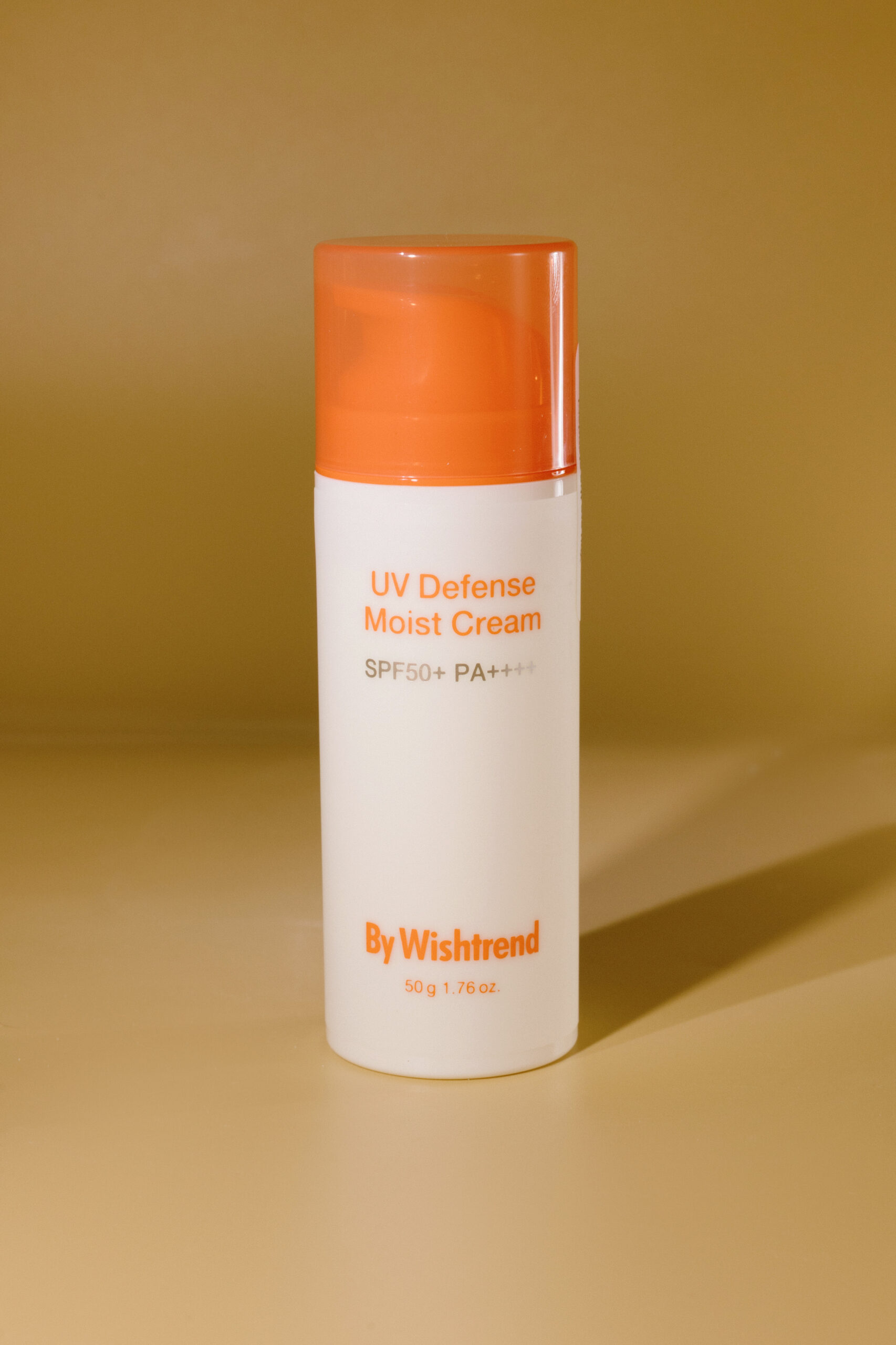BU// Увлажняющий крем для защиты от ультрафиолета BY WISHTREND UV Defense Moist Cream SPF50+ PA++++ 50g
BU// Увлажняющий крем для защиты от ультрафиолета BY WISHTREND UV Defense Moist Cream SPF50+ PA++++ 50g