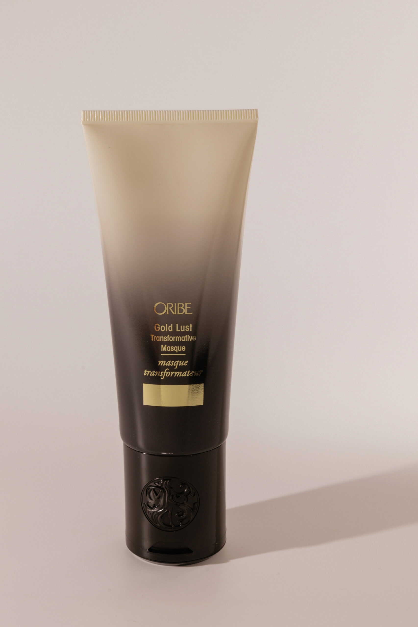 Трансформирующая маска Роскошь золота Oribe Gold Lust Transformative Masque 150 ml
Трансформирующая маска Роскошь золота Oribe Gold Lust Transformative Masque 150 ml