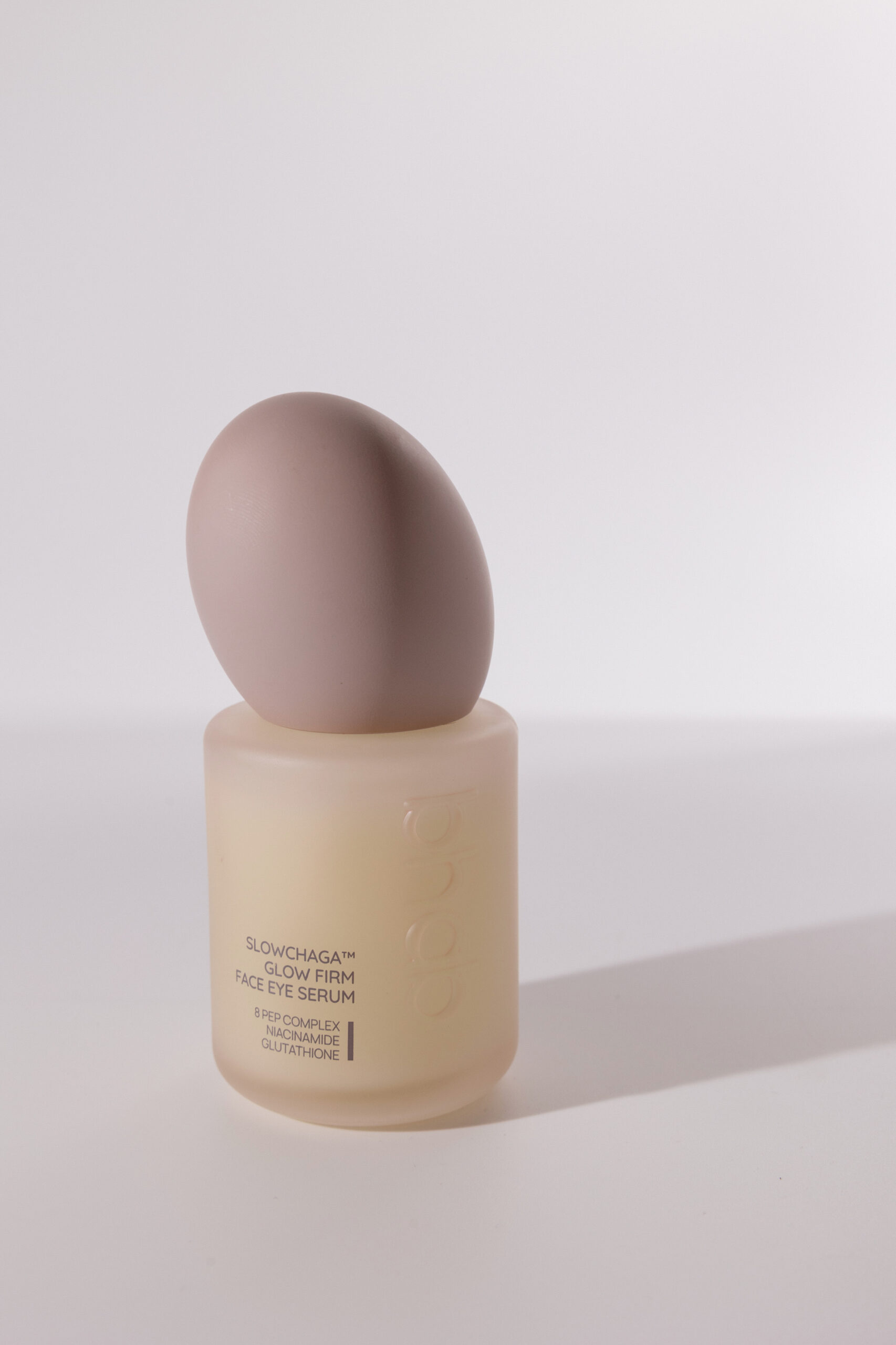 Омолаживающая сыворотка для лица и глаз BHAB Slowchaga Glow Firm Face Eye Serum 50ml
Омолаживающая сыворотка для лица и глаз BHAB Slowchaga Glow Firm Face Eye Serum 50ml