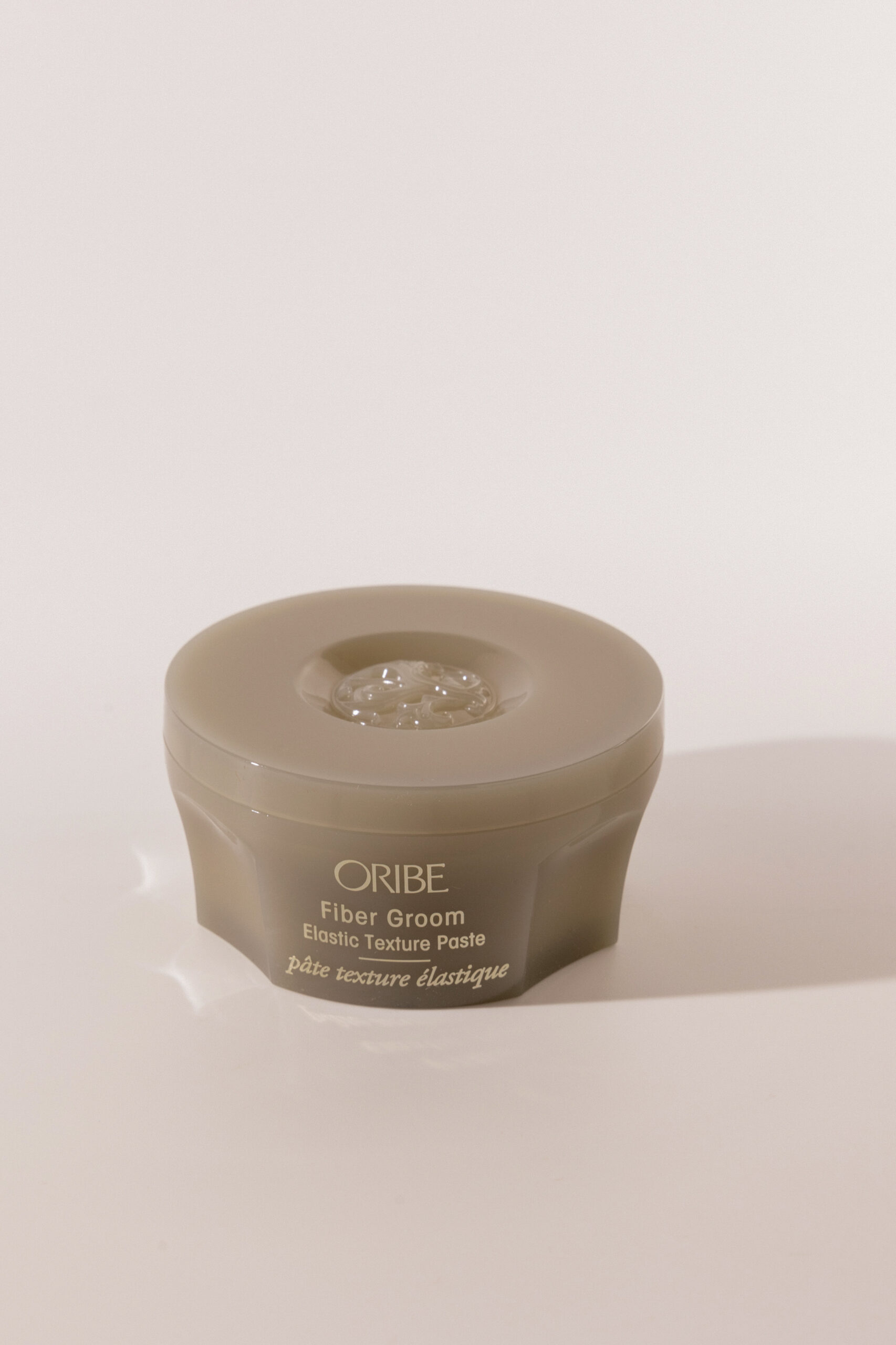 Паста для волос Эластичная текстура Oribe Fiber Groom Elastic Texture Paste 50 ml
Паста для волос Эластичная текстура Oribe Fiber Groom Elastic Texture Paste 50 ml