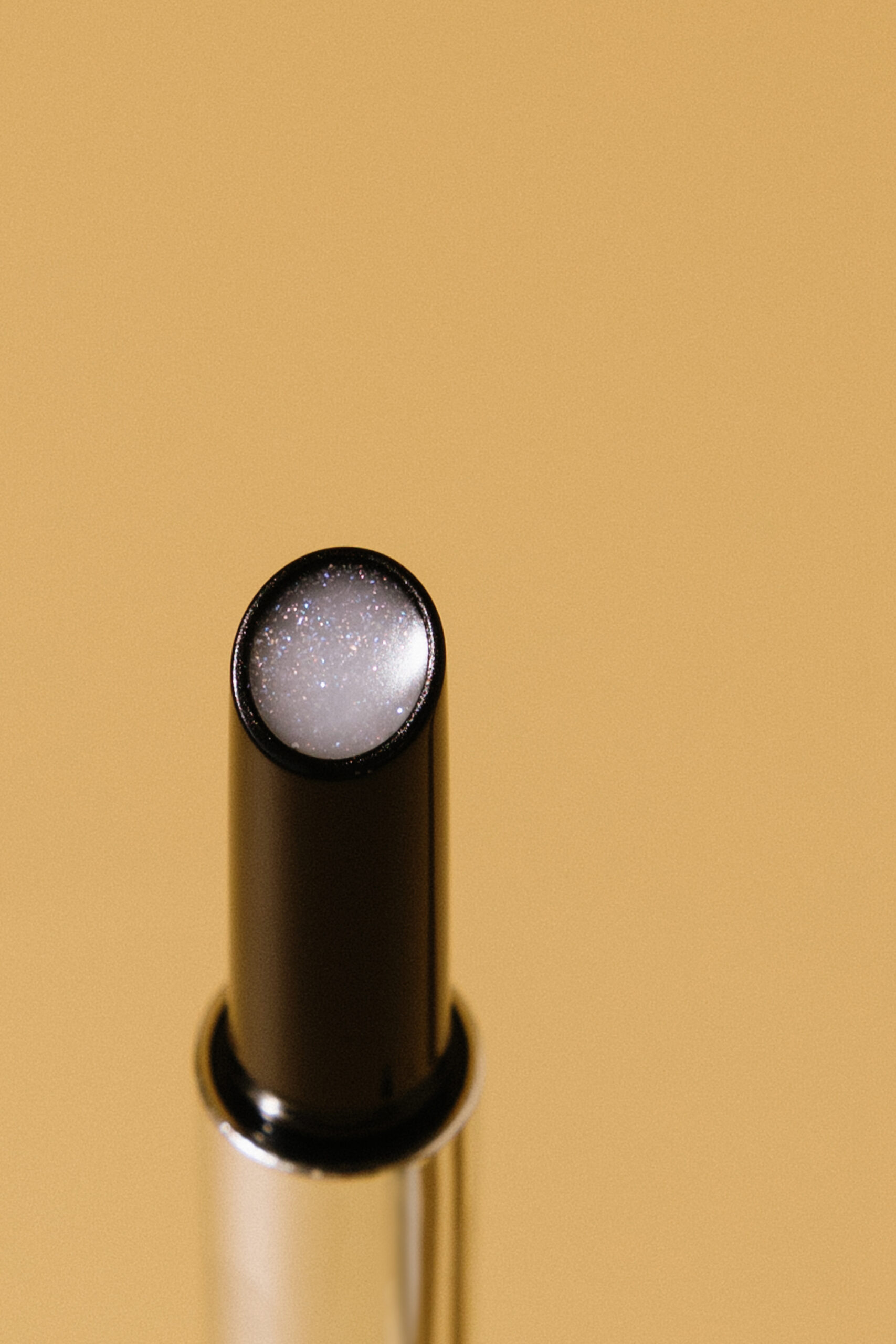 Тающий бальзам для объема губ – прозрачный Vely Vely Glass Lip Voluming Balm – 01 Shining Star 1.7g
Тающий бальзам для объема губ – прозрачный Vely Vely Glass Lip Voluming Balm – 01 Shining Star 1.7g