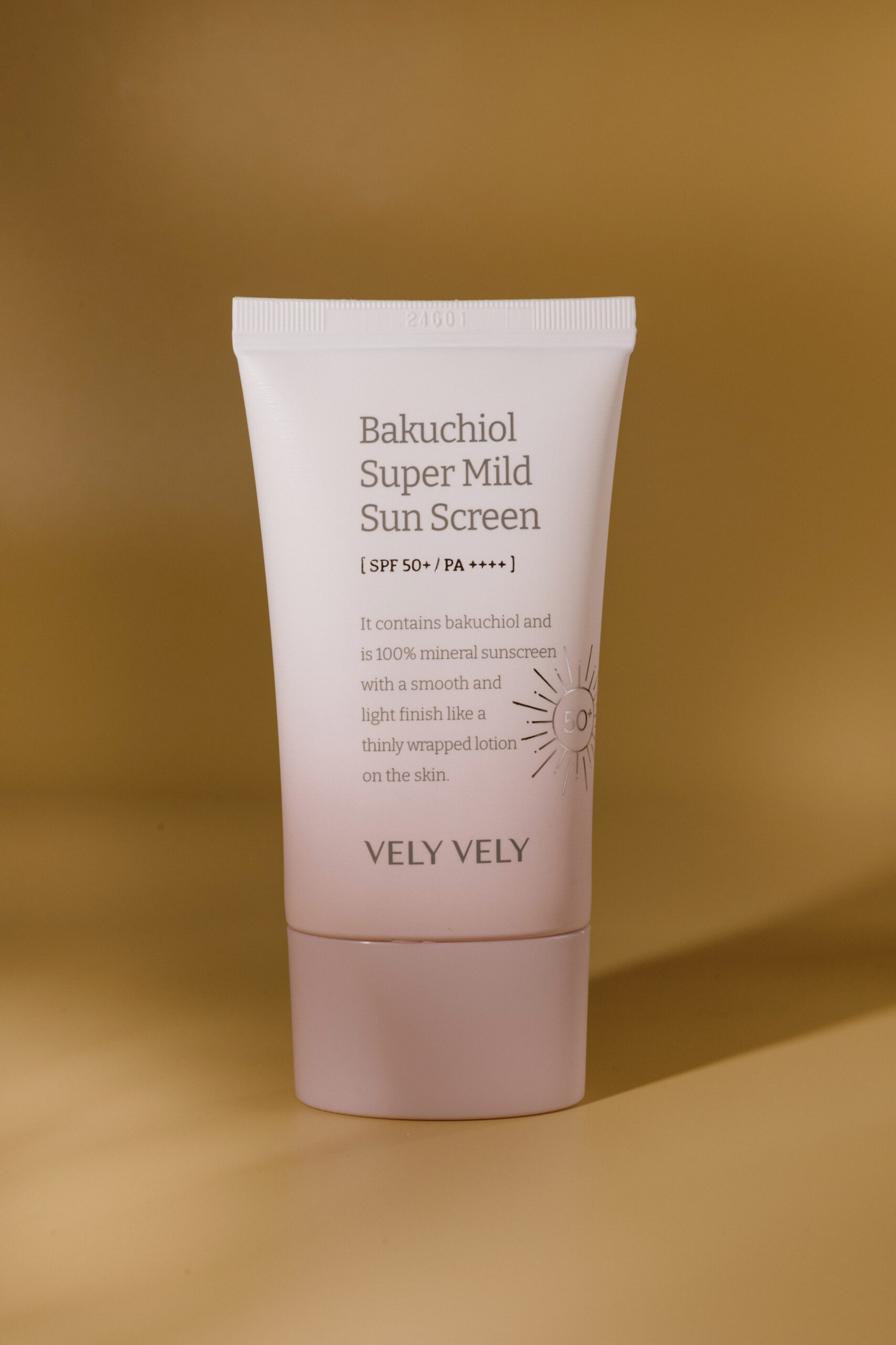 Супермягкий солнцезащитный крем с бакучиолом Vely Vely Bakuchiol Super Mild Sunscreen SPF 50+ PA++++ 50ml
Супермягкий солнцезащитный крем с бакучиолом Vely Vely Bakuchiol Super Mild Sunscreen SPF 50+ PA++++ 50ml