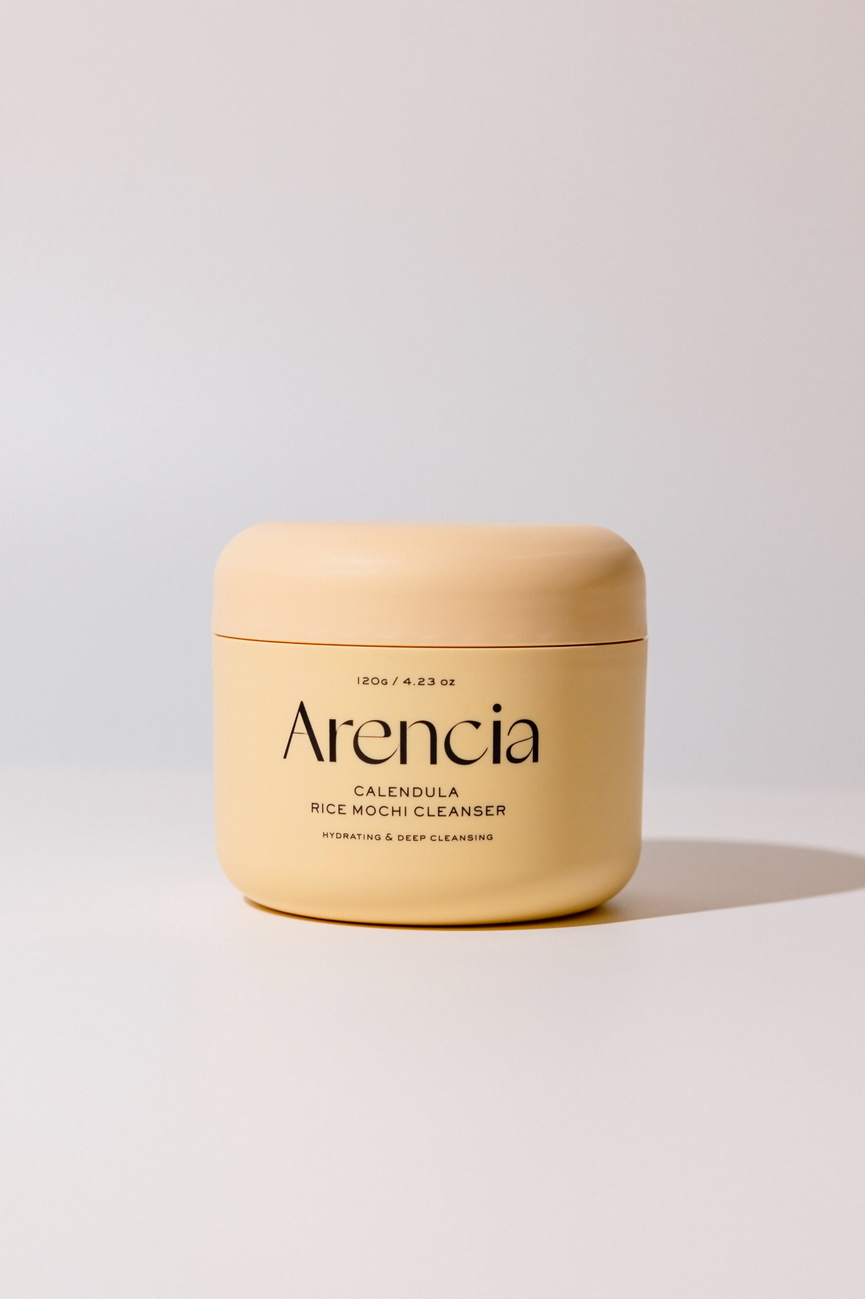 Очищающая пенка с экстрактом календулы и риса Arencia Calendula Rice Mochi Cleanser 120g
Очищающая пенка с экстрактом календулы и риса Arencia Calendula Rice Mochi Cleanser 120g