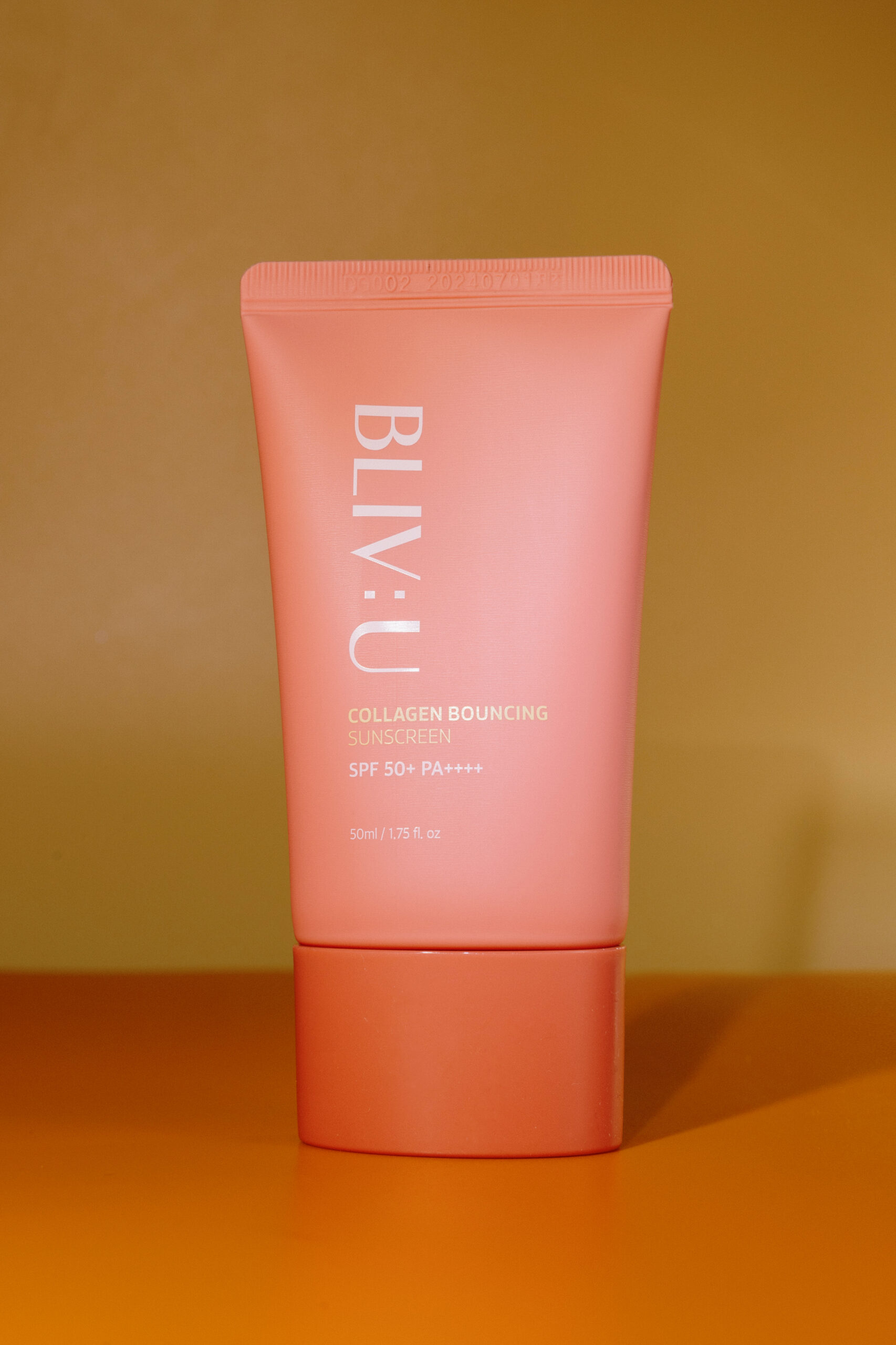 Коллагеновый солнцезащитный крем с пептидами BLIV:U Collagen Bouncing Sunscreen SPF50+PA++++ 50ml
Коллагеновый солнцезащитный крем с пептидами BLIV:U Collagen Bouncing Sunscreen SPF50+PA++++ 50ml