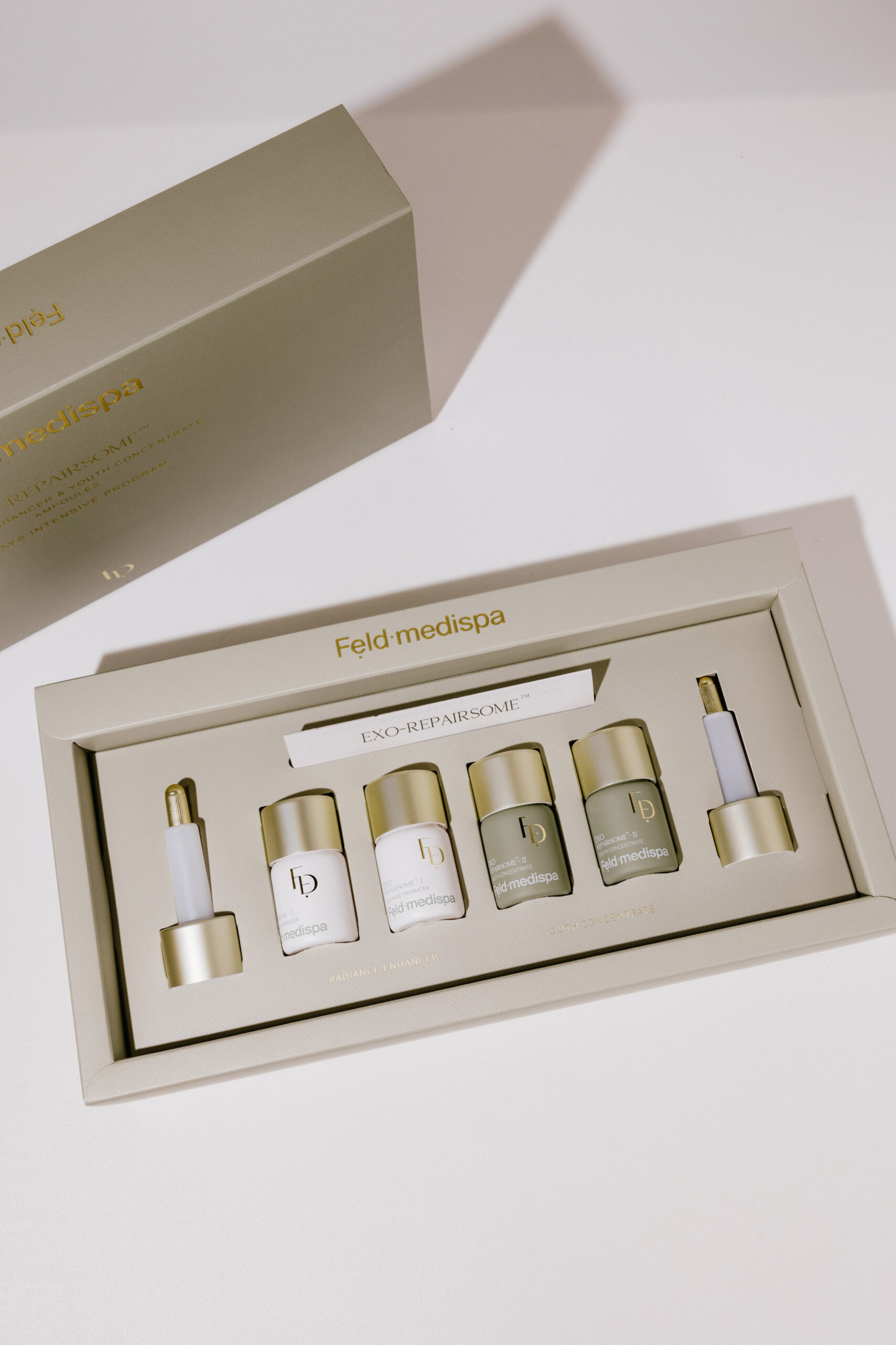 8-дневная интенсивная программа ухода FELD MEDISPA EXO-Repairsome 8 Days Intensive Program (5ml x 4EA)
8-дневная интенсивная программа ухода FELD MEDISPA EXO-Repairsome 8 Days Intensive Program (5ml x 4EA)