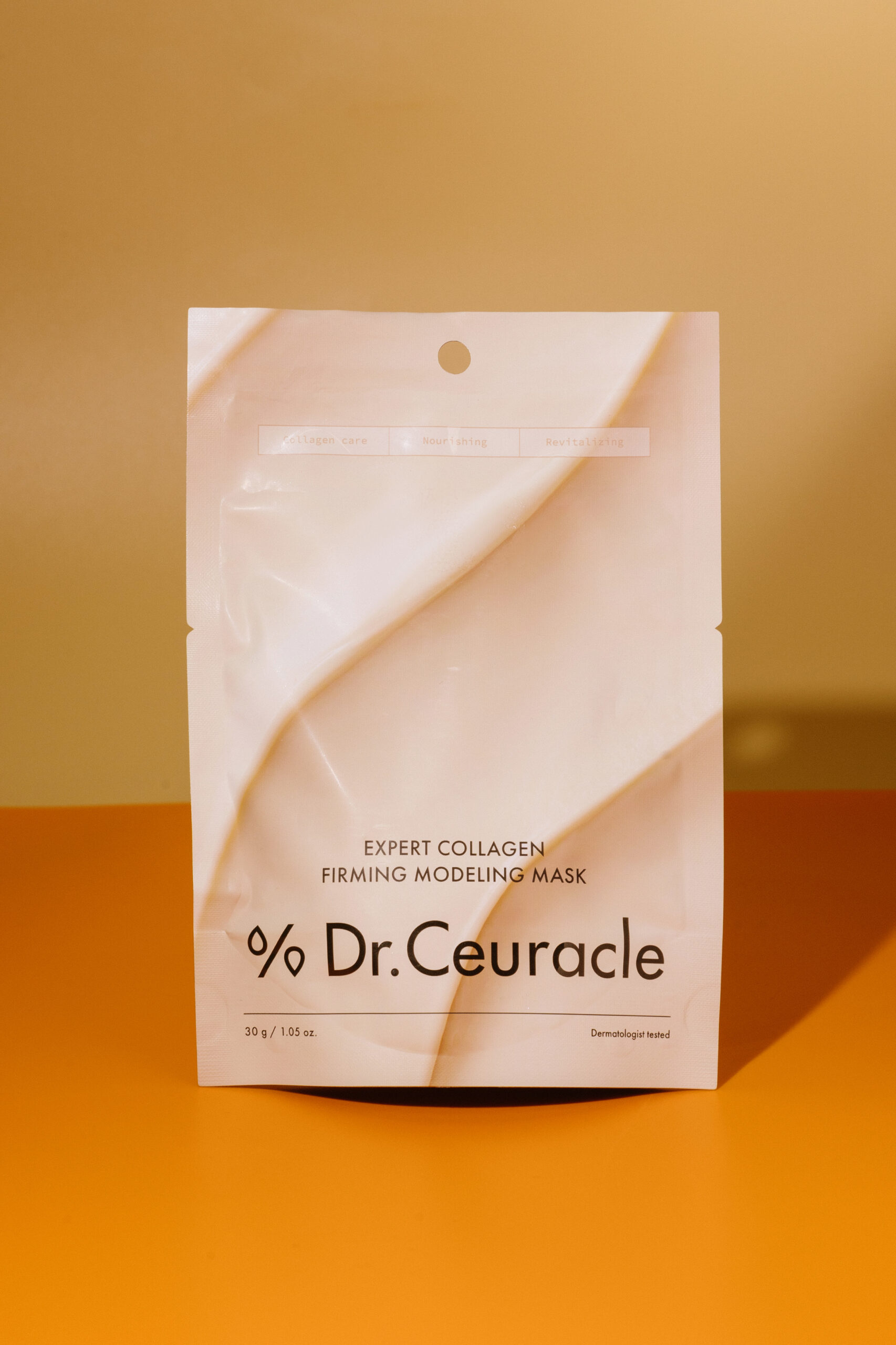 Подтягивающая альгинатная маска для лица с коллагеном Dr.Ceuracle Expert Collagen Firming Modeling Mask 30g
Подтягивающая альгинатная маска для лица с коллагеном Dr.Ceuracle Expert Collagen Firming Modeling Mask 30g
