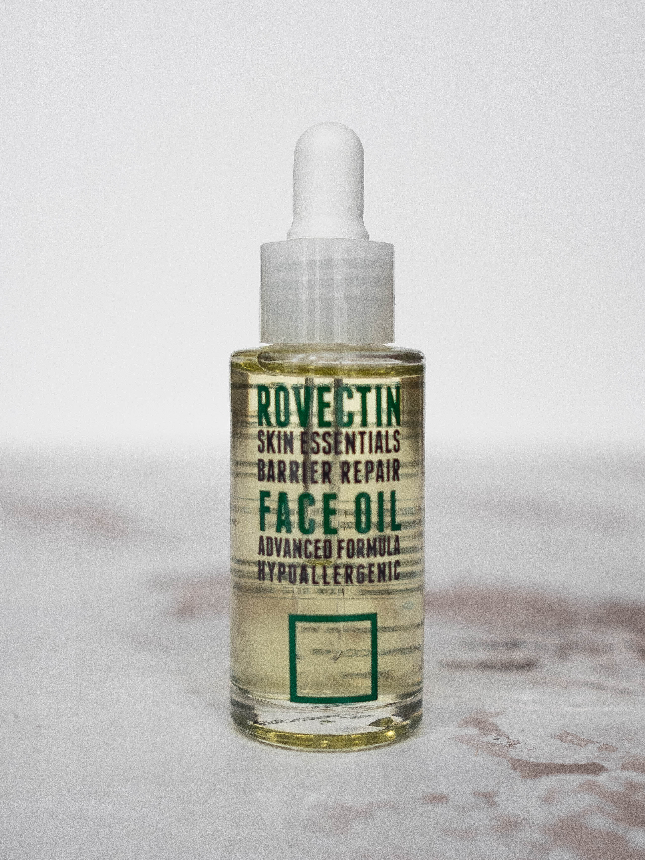 BU// Барьерное масло для лица ROVECTIN Skin Essentials Barrier Repair Face Oil 30ml - фото 1