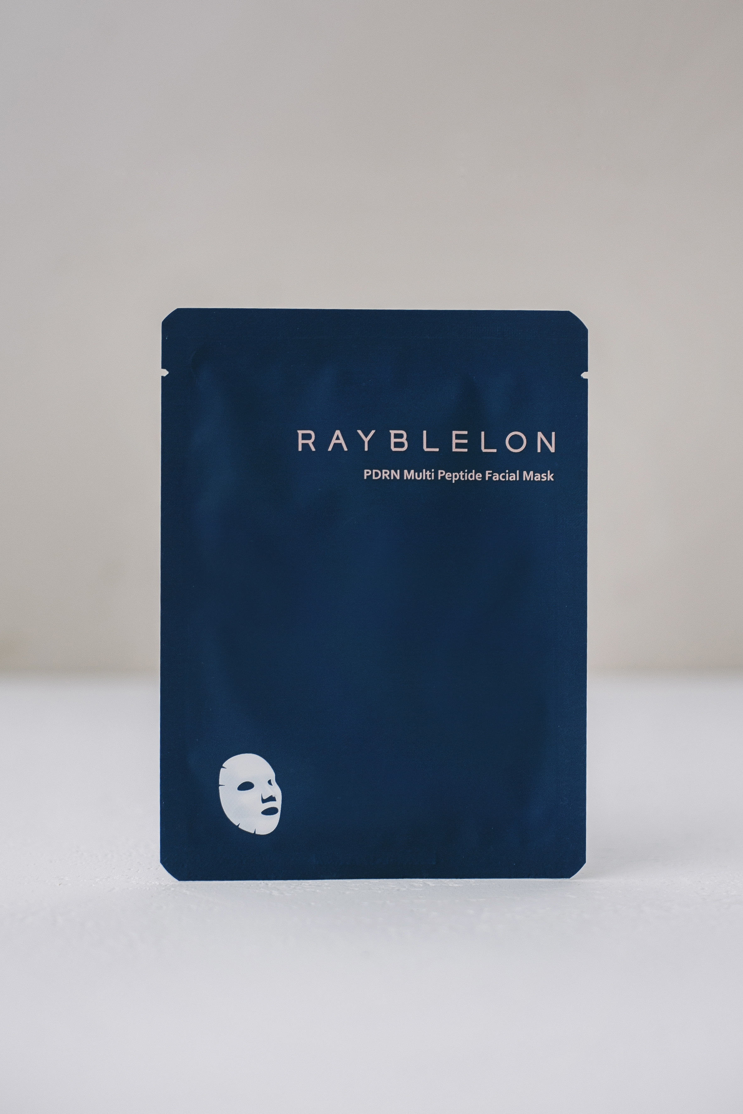 Омолаживающая тканевая маска RAYBLELON PDRN multi peptide facial mask 25g