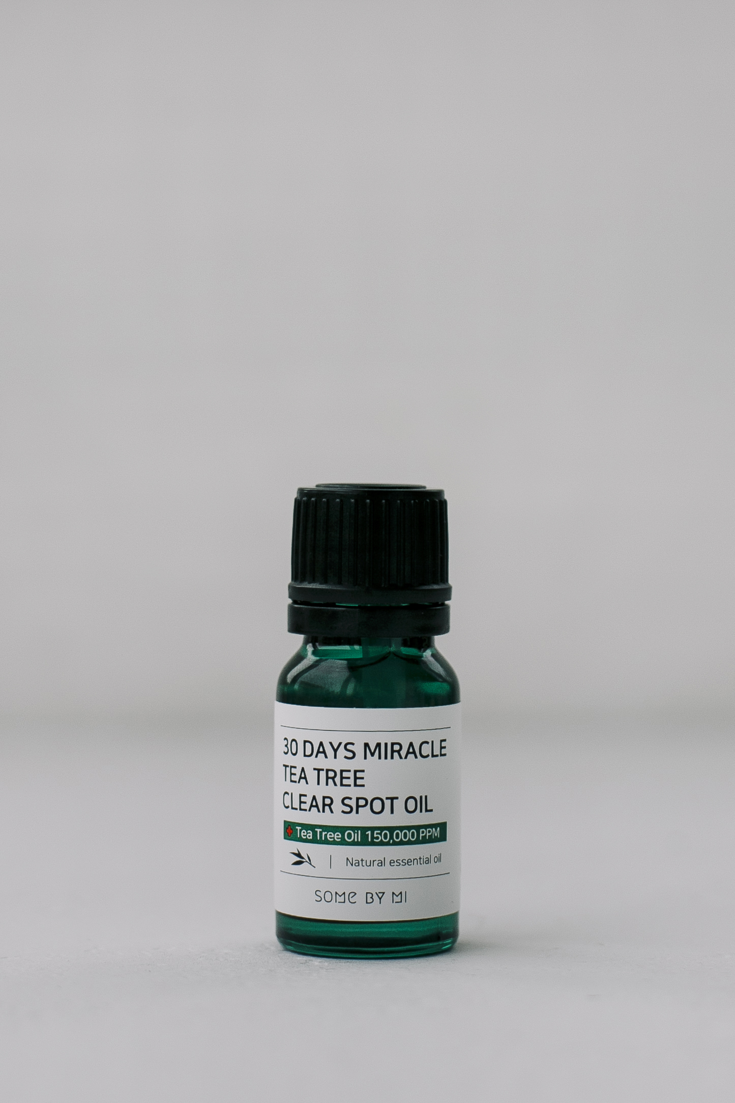 Точечное средство для устранения воспалений SOME BY MI 30 Days Miracle Tea Tree Clear Spot Oil 10мл - фото 1