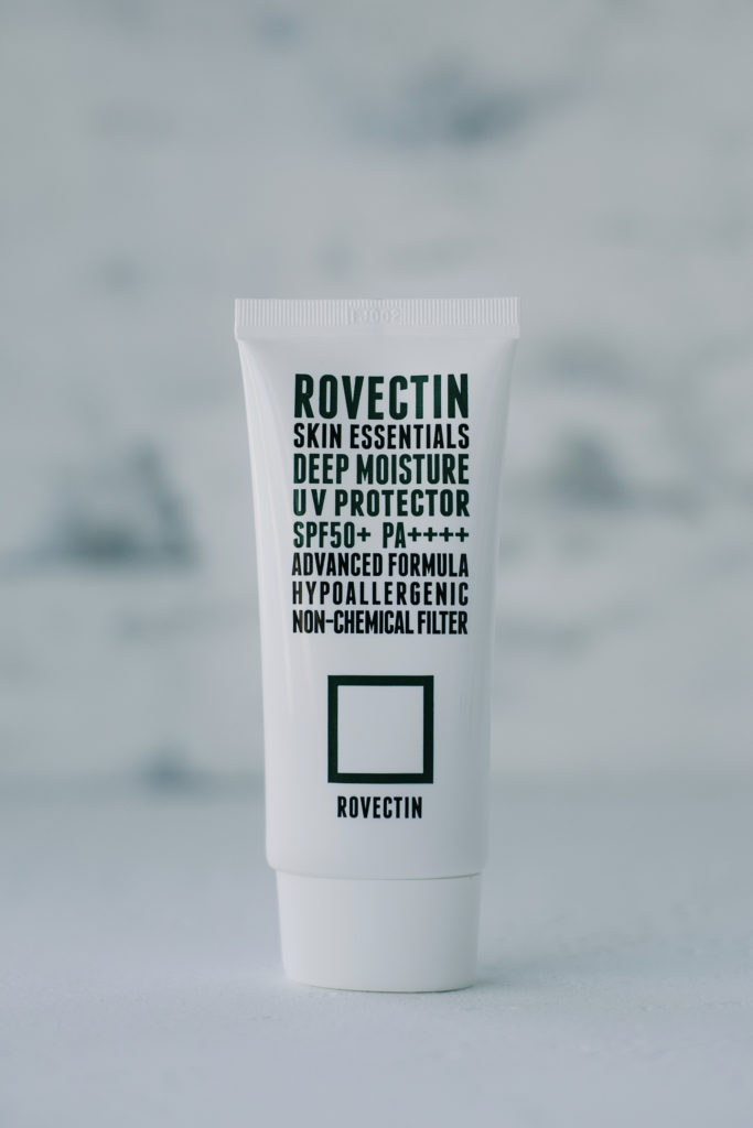 Увлажняющий санскрин на физических фильтрах ROVECTIN Skin Essentials Deep Moisture UV Protector 50ml SPF50+ PA++++ 50ml