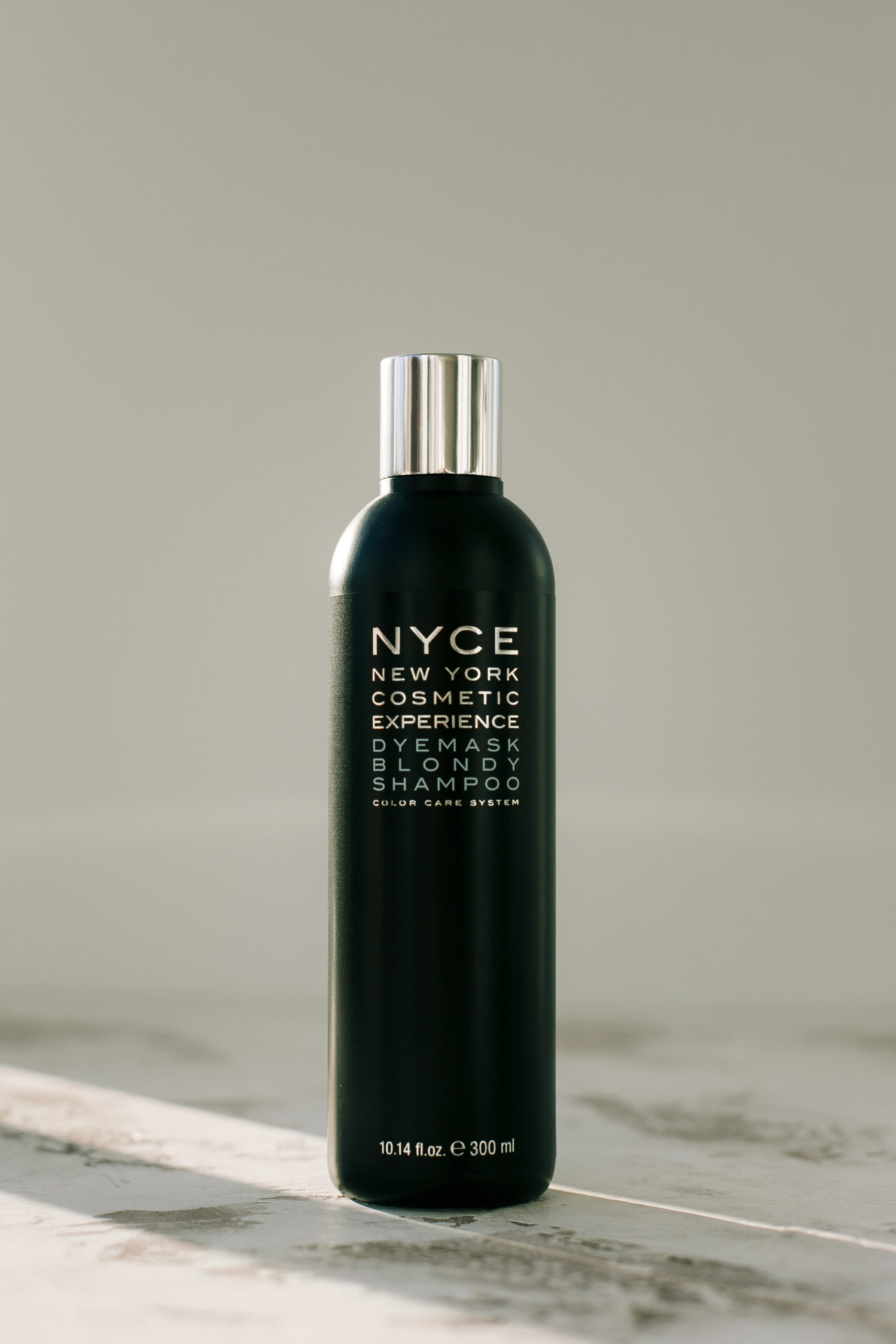 Шампунь для осветленных волос NYCE Dyemask Blondy Shampoo 300 ml