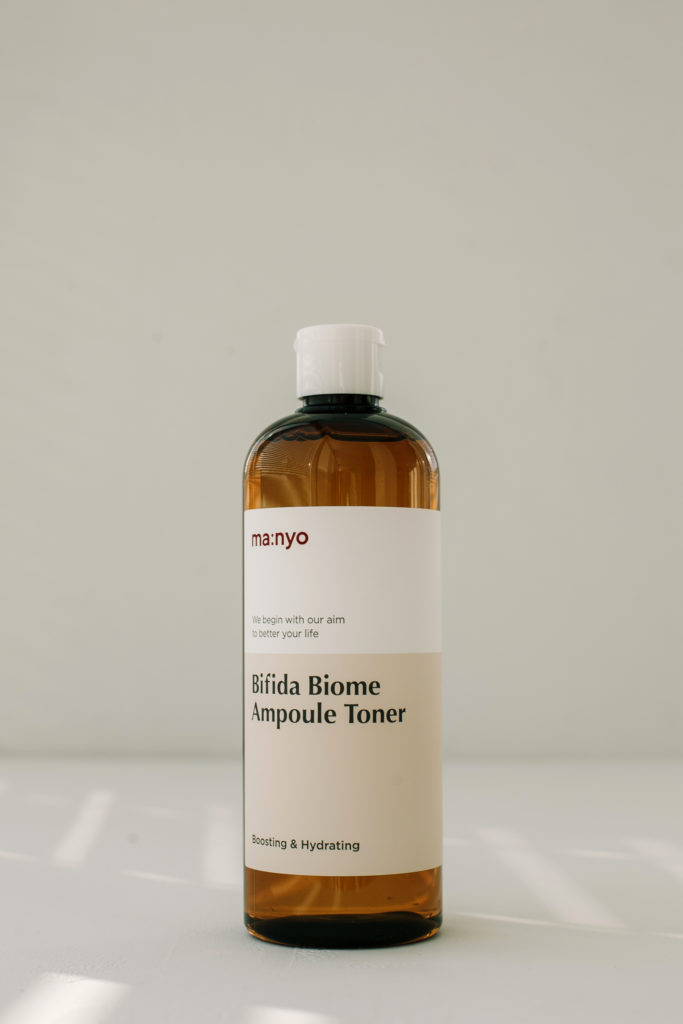 Тонер с бифидобактериями Manyo Bifida Biome Ampoule Toner 300ml