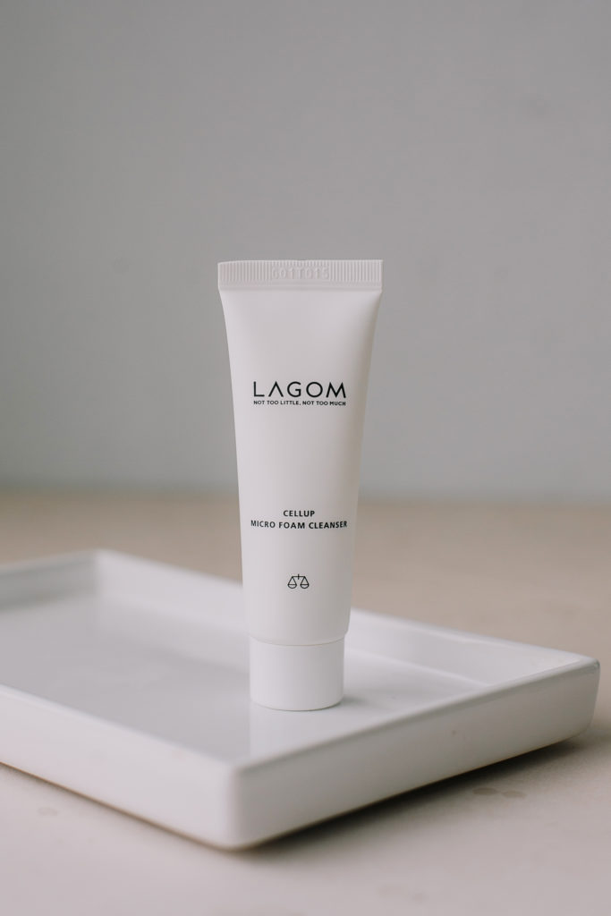 Пенка очищающая Lagom Cellup Micro Foam Cleanser 30ml