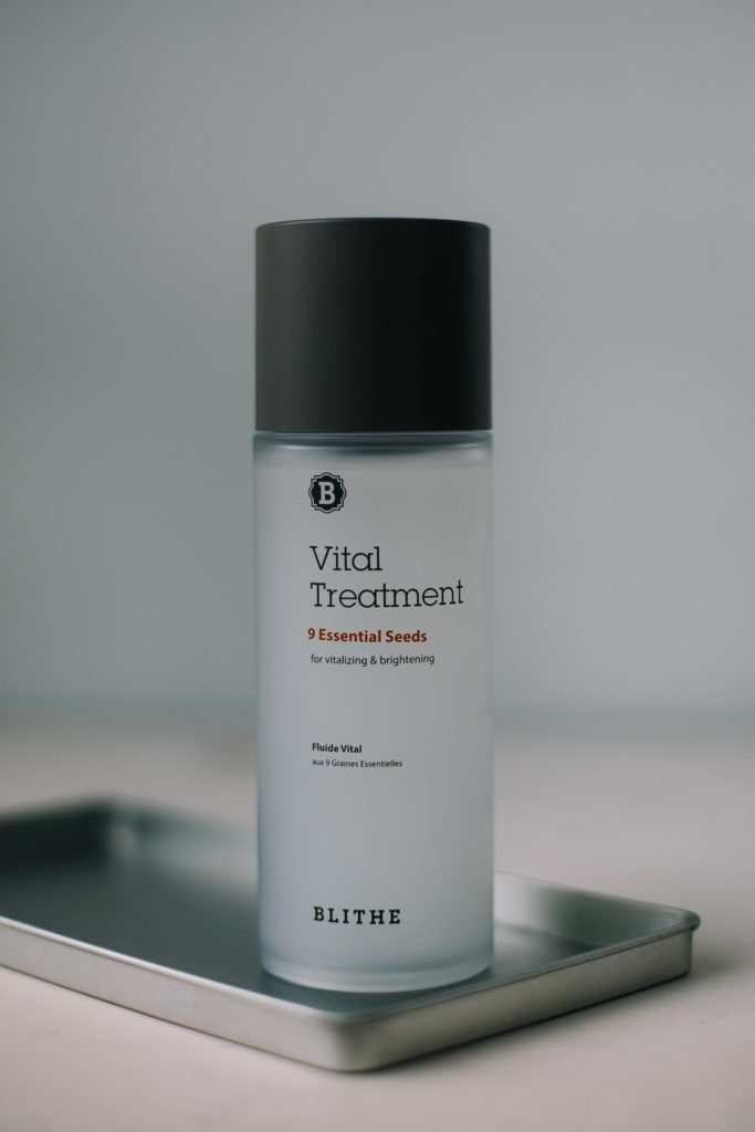 Тонер-эссенция для яркости кожи BLITHE Vital Treatment 9 Essential Seeds 150ml