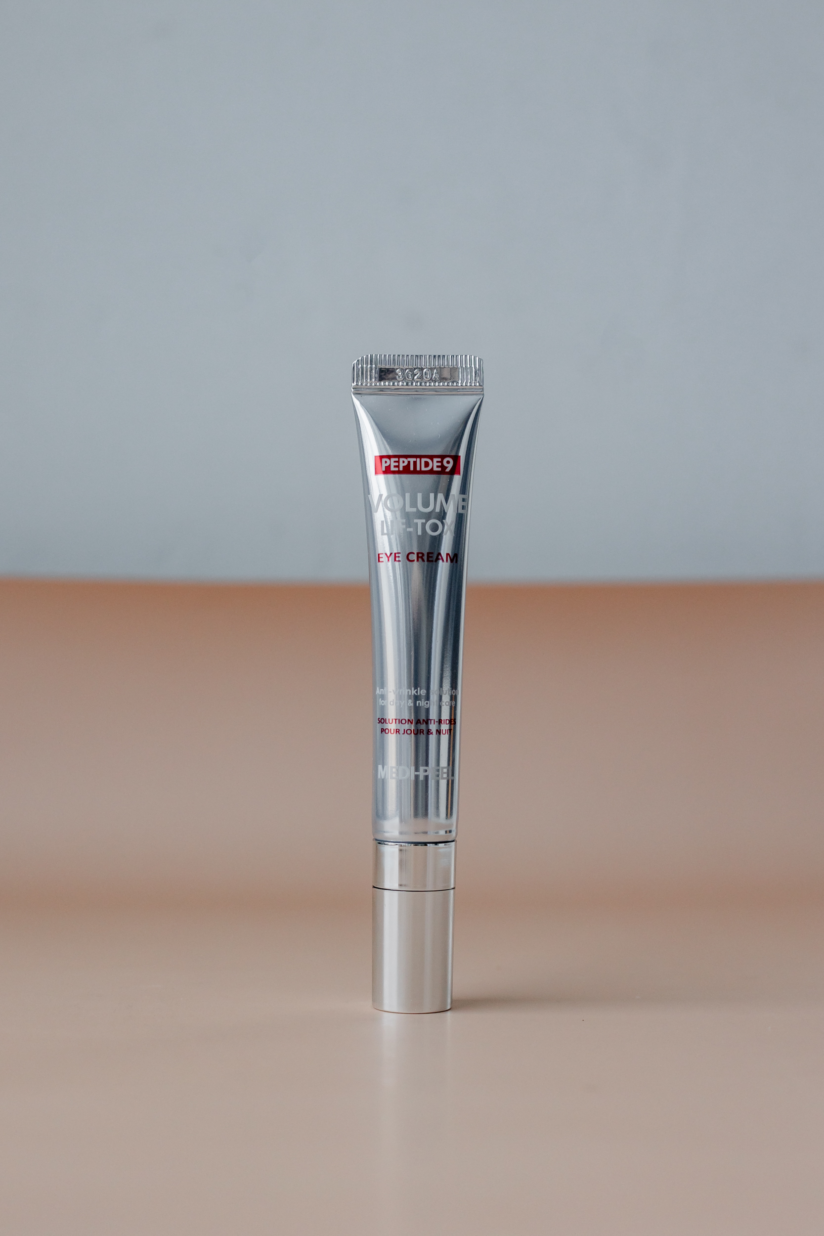 Инновационный лифтинг крем вокруг глаз MEDI-PEEL Peptide 9 Volume Lif-Tox Eye Cream 20ml Вид №1