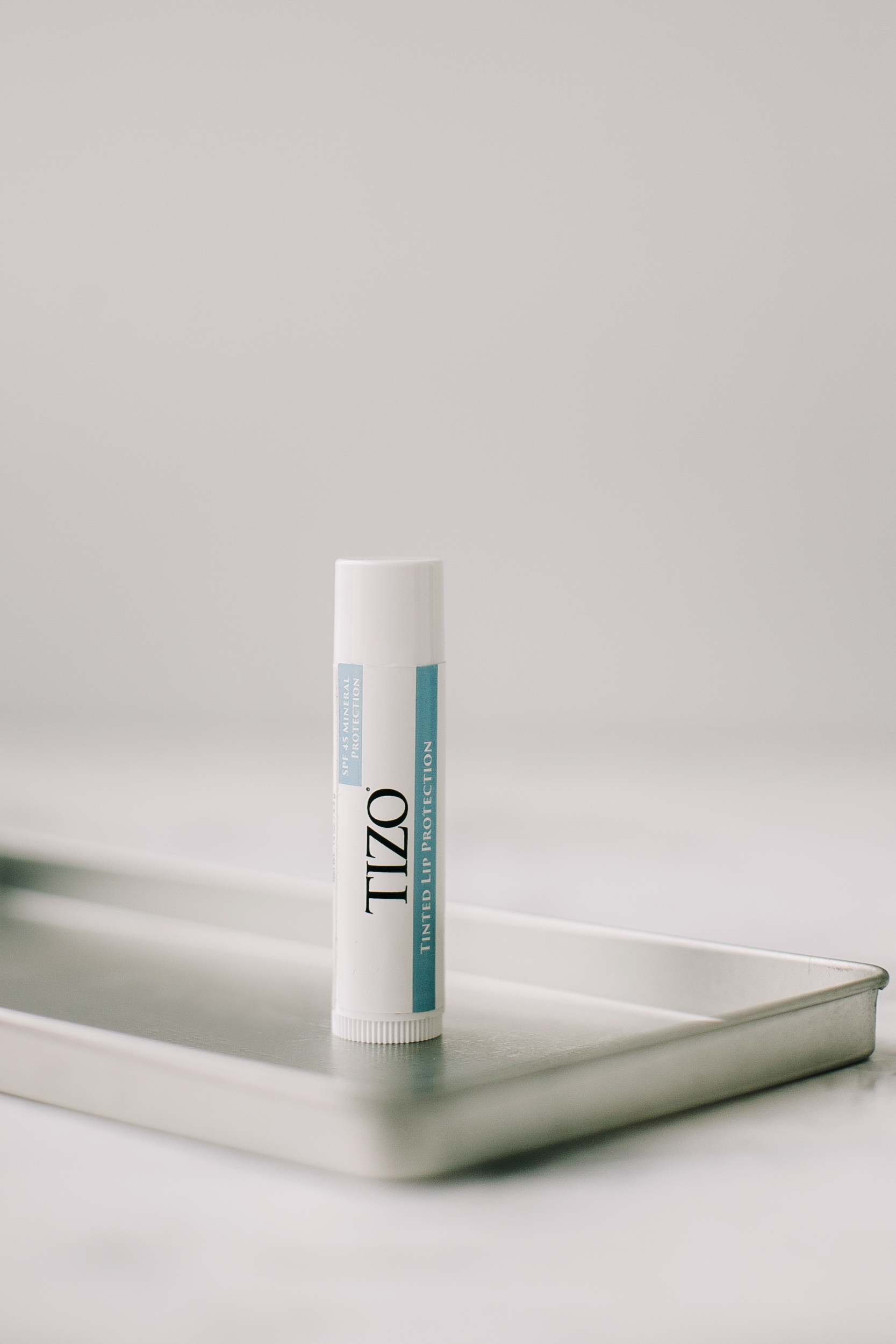 BU// Крем для губ солнцезащитный TiZO Tinted Lip Protection SPF 45 4,5g