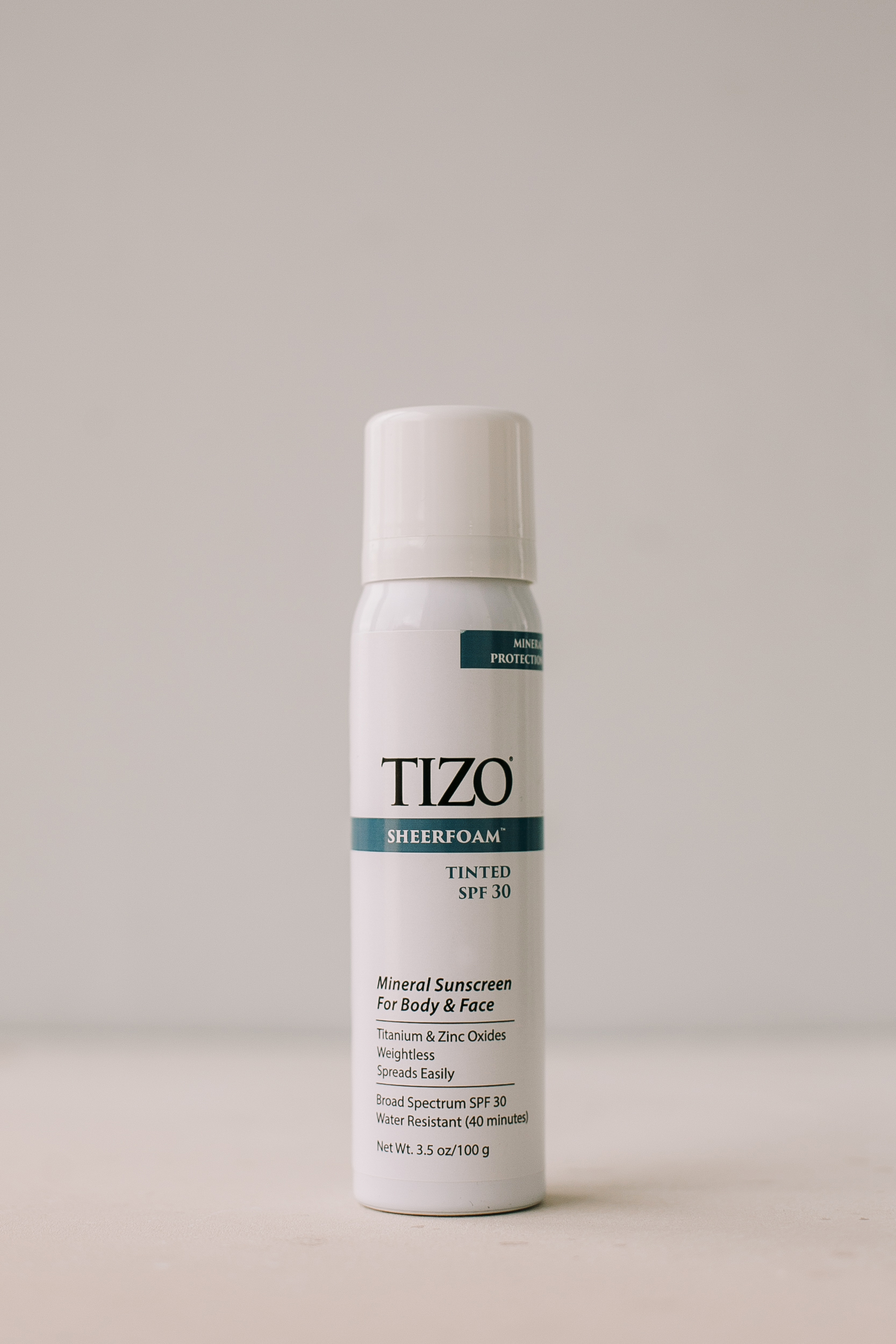 Пенка солнцезащитная для лица и тела с оттенком TiZO SheerFoam Sunscreen SPF 30 Tinted 100g