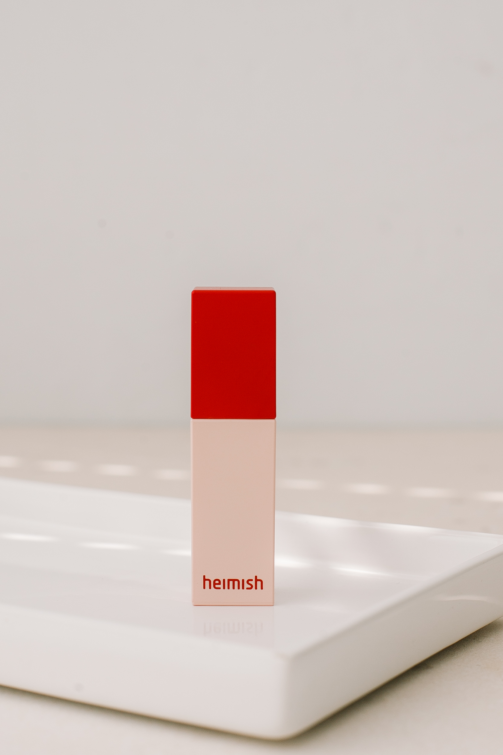 Вельветовый тинт для губ HEIMISH Varnish Velvet Lip Tint 01 Красный томат - фото 1