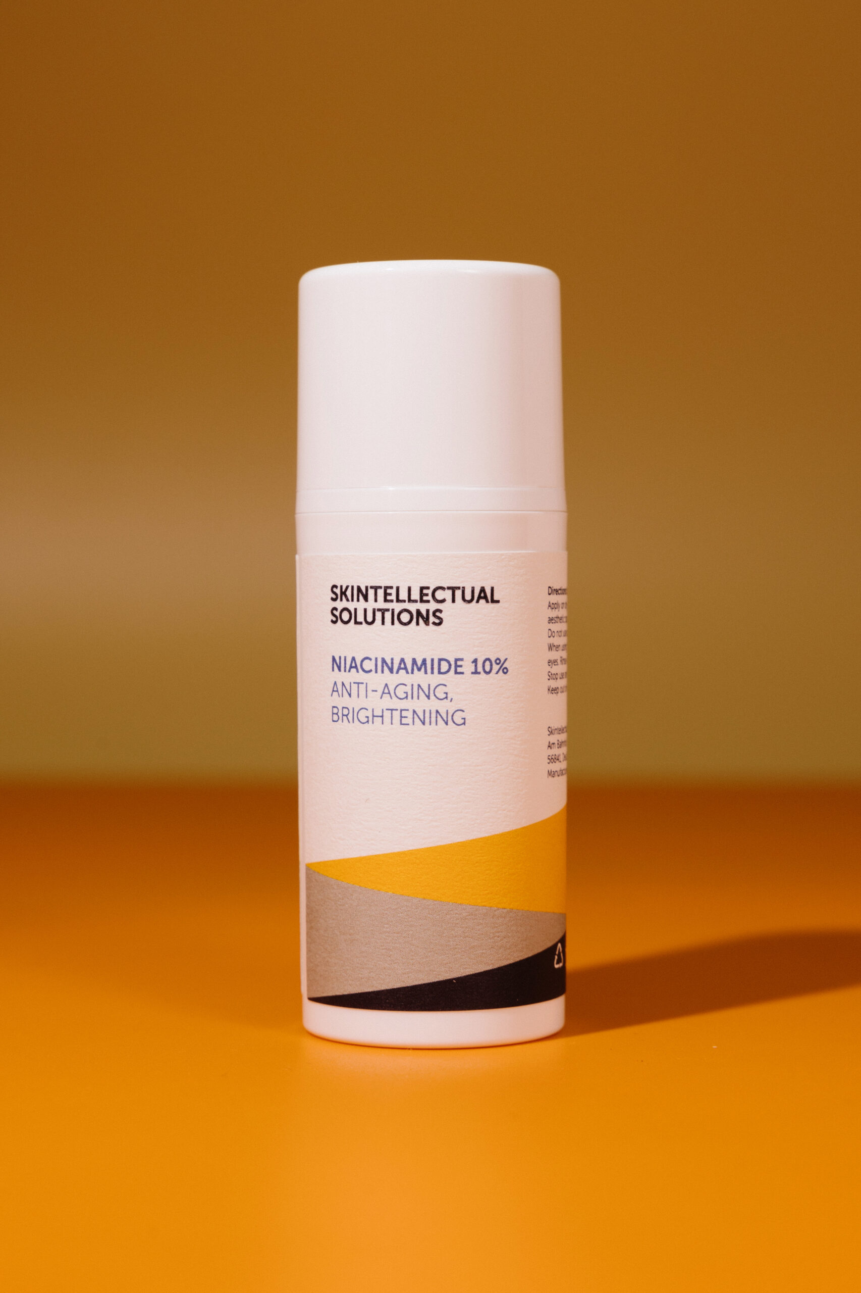 

Микроэмульсия с ниацинамидом Skintellectual Solutions Niacinamide 10% 30 ml