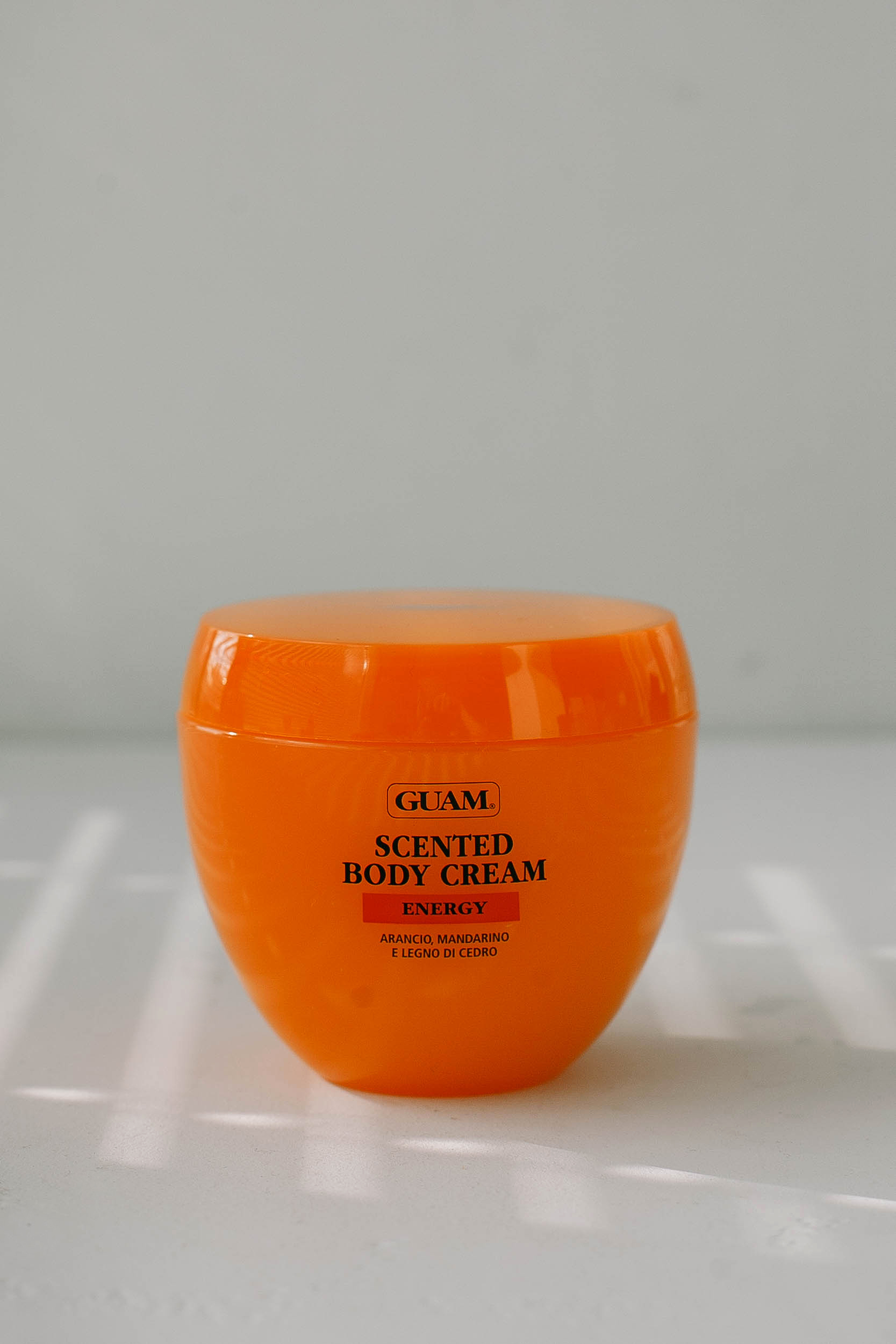 GUAM SCENTED Крем для тела ароматический «Энергия и Тонус» 200ml - фото 1