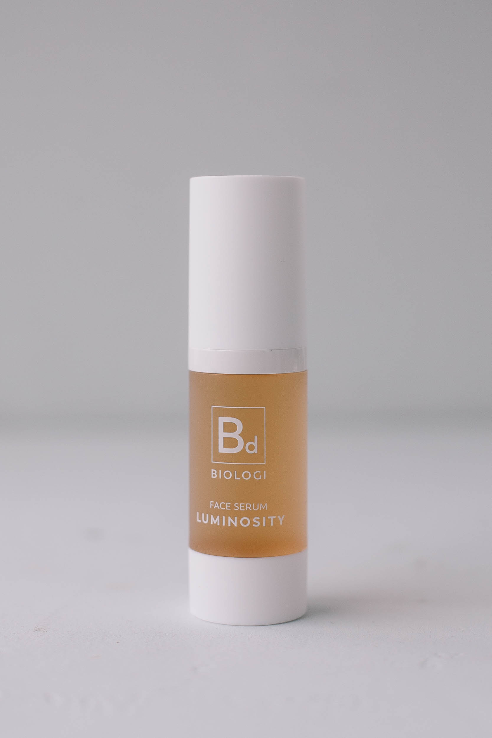 BU// Обновляющая сыворотка Biologi Luminosity Face Serum 30ml