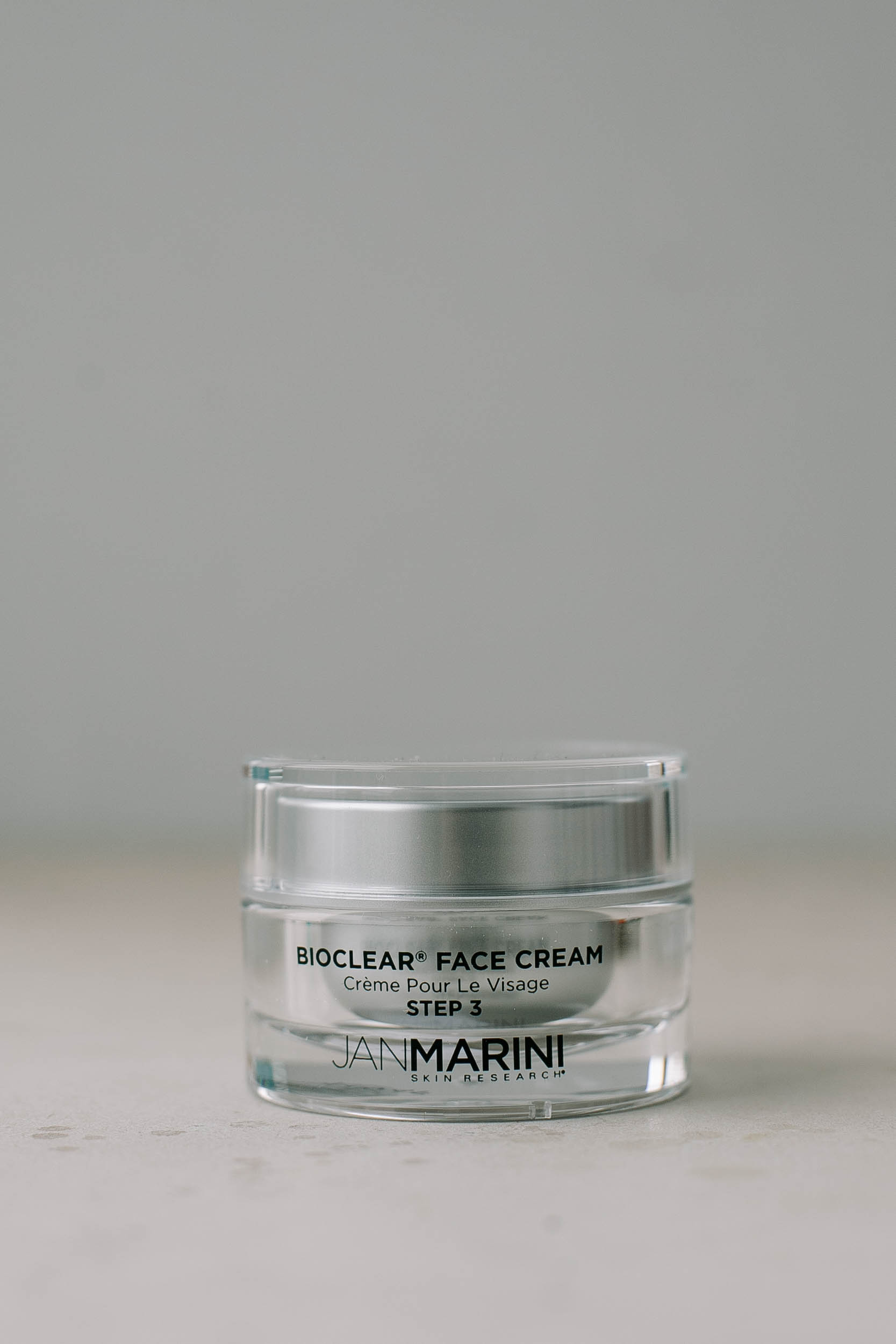 BU// Многофункциональный корректирующий крем с комплексом кислот для сухой кожи JAN MARINI Bioclear Face Cream 28g