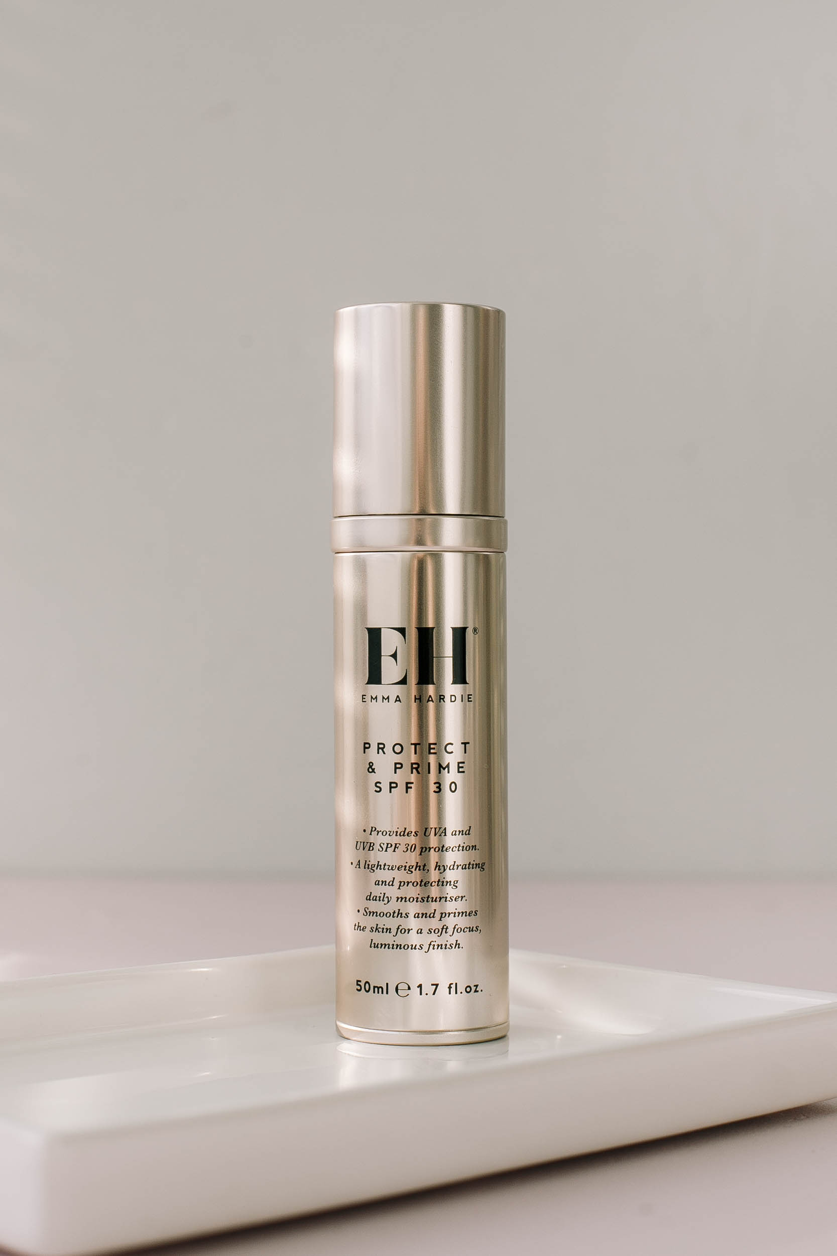 

BU// Увлажняющий крем-праймер 3в1 EMMA HARDIE Protect & Prime SPF30 50ml