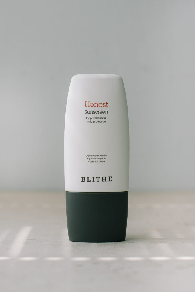 Шелковистый санскрин на стабильных химических фильтрах BLITHE Honest Sunscreen SPF50+PA++++ 50ml