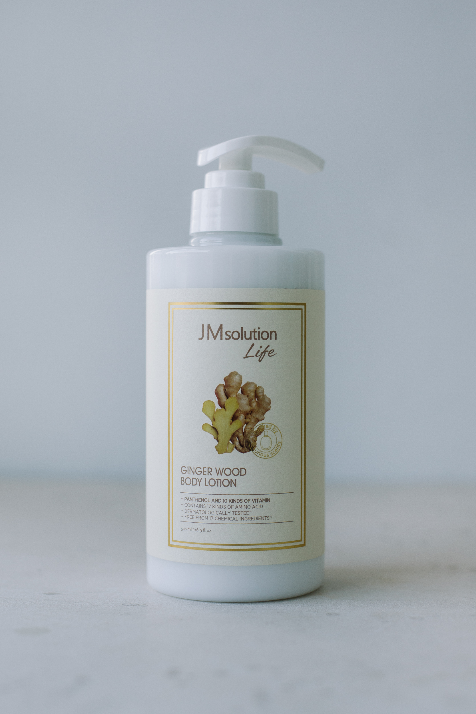 Лосьон для тела JM Solution Life Ginger Wood Body Lotion 500ml