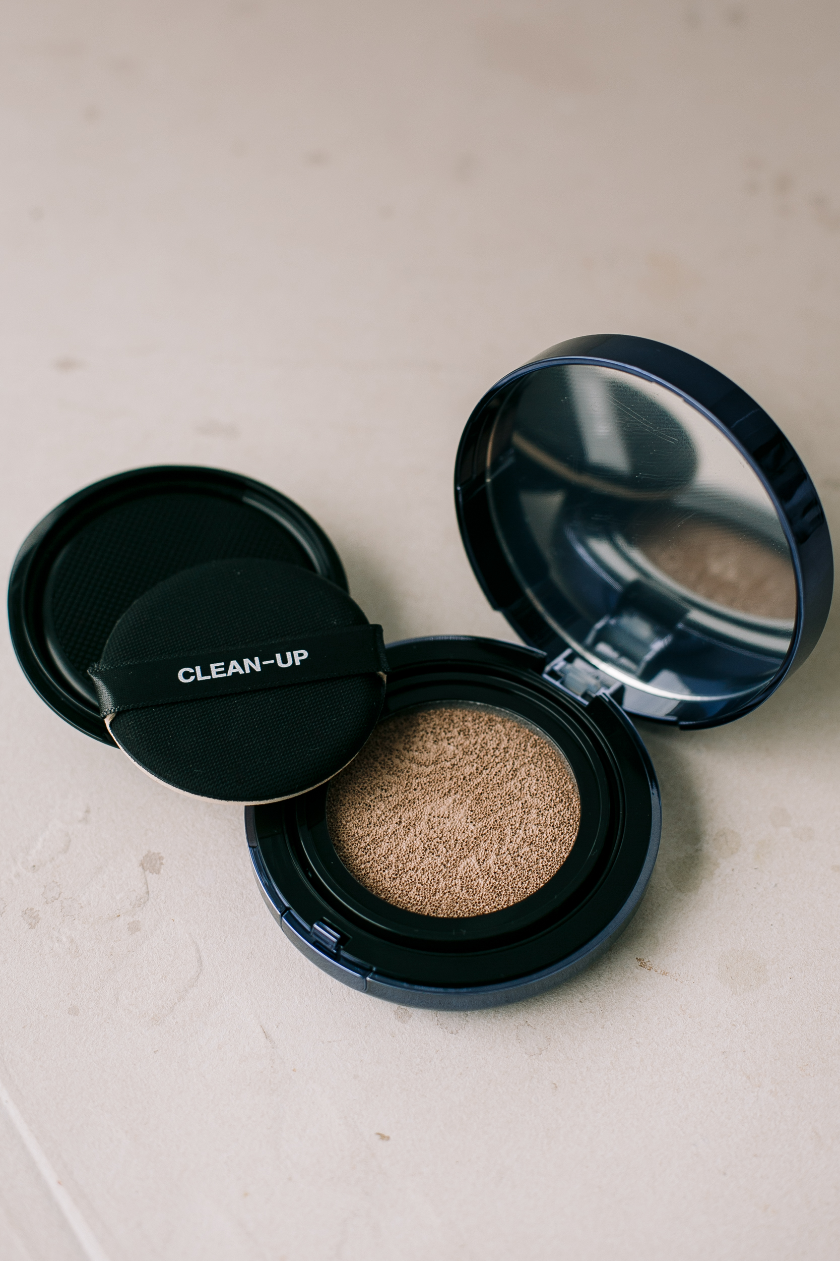 BU// Тональный кушон со сменным блоком CU Clean Up Skinfit Cushion Pact SPF 50+/PA+++ #23 15g