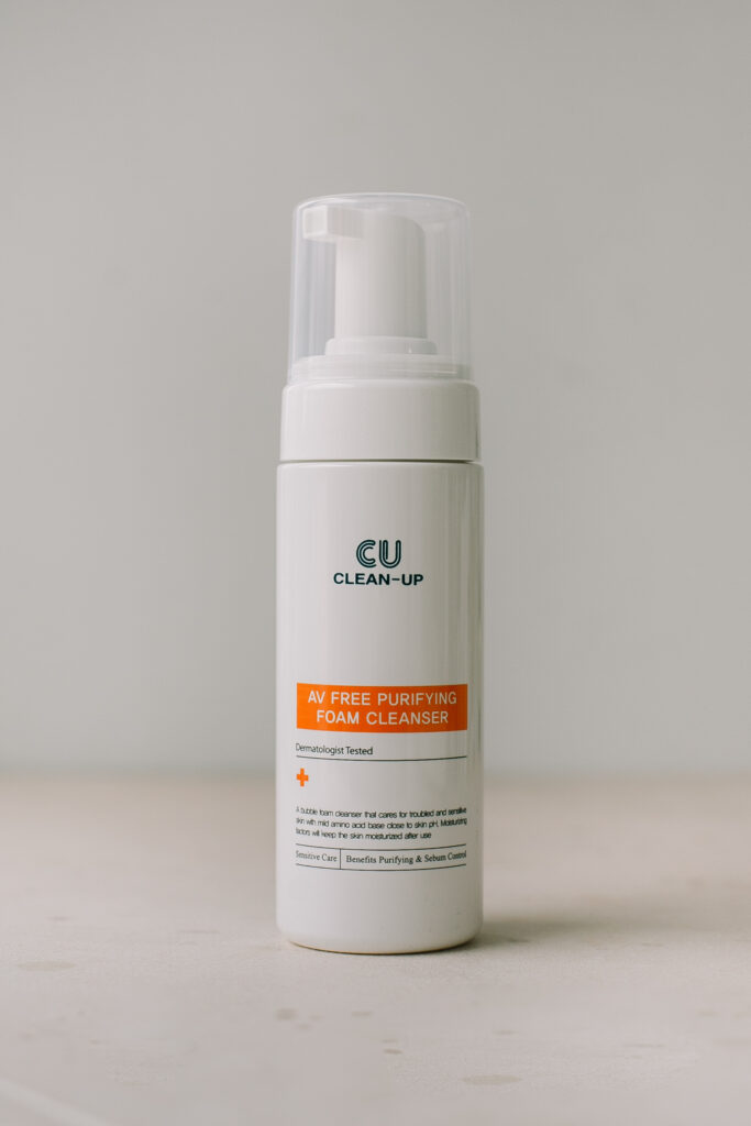 Деликатная пенка с салициловой кислотой CU Clean Up AV Free Purifying Foam Cleanser 150ml