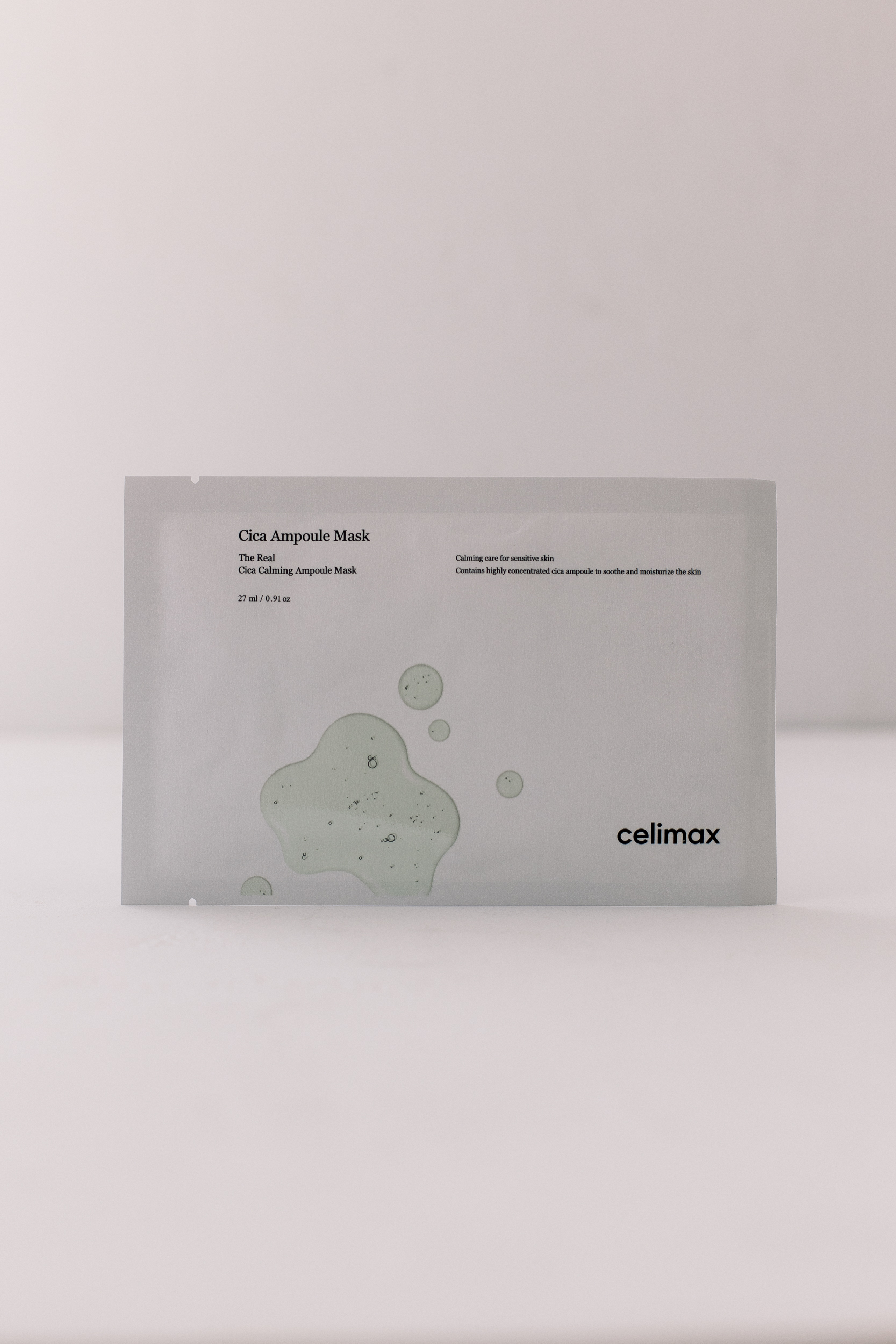 Успокаивающая тканевая маска с центеллой Celimax The Real Cica Calming Ampoule Mask 27ml