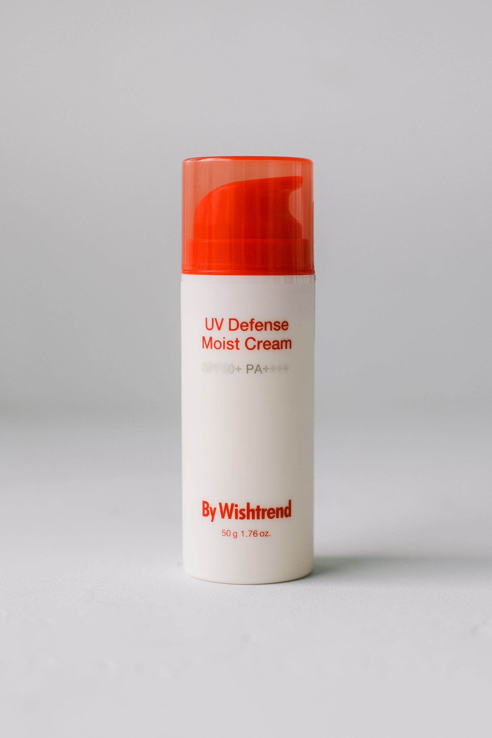 Увлажняющий крем для защиты от ультрафиолета BY WISHTREND UV Defense Moist Cream SPF50+ PA++++ 50g - фото 1