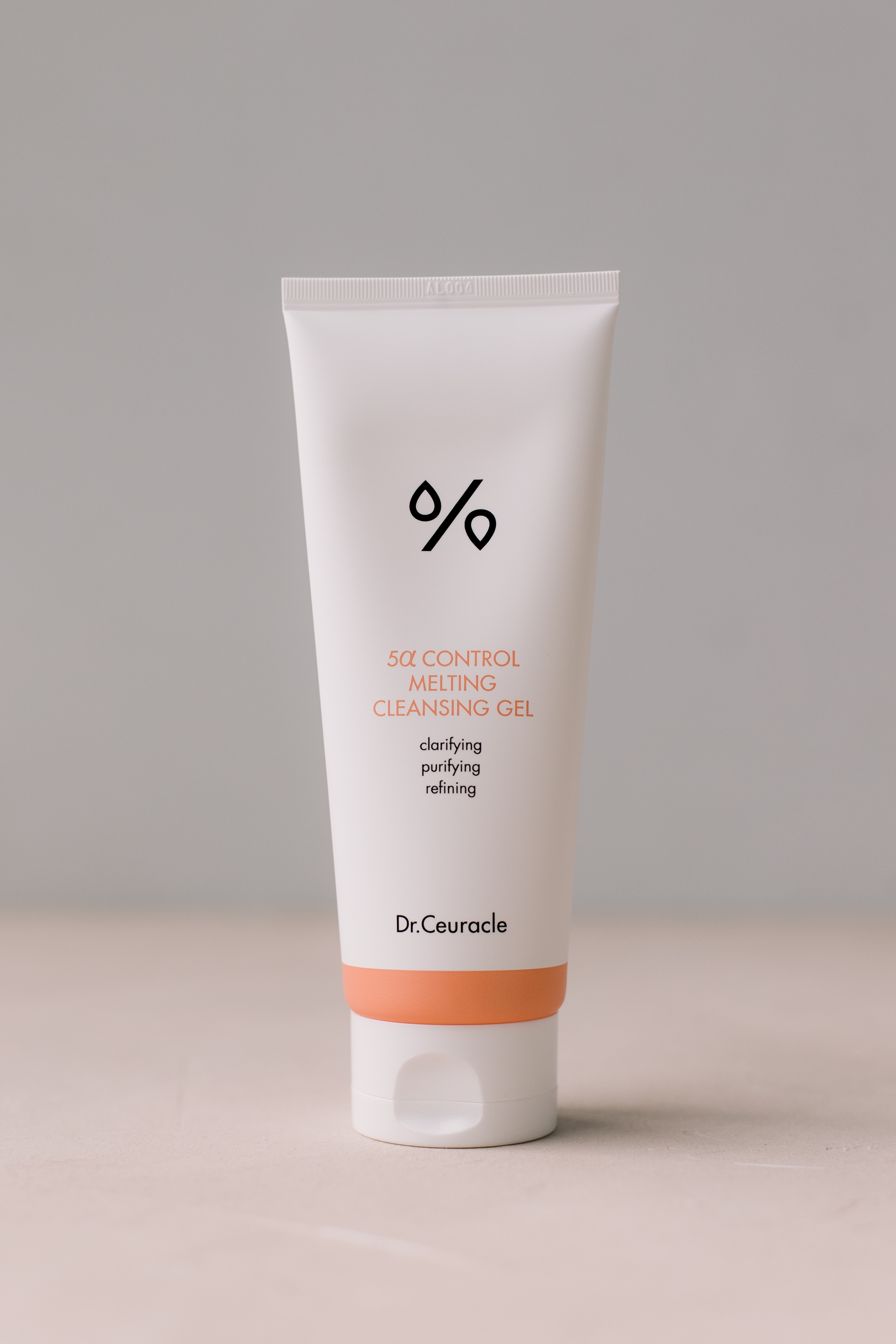 

Гель для умывания для проблемной кожи Dr. Ceuracle 5α Control Melting Cleansing Gel 150ml