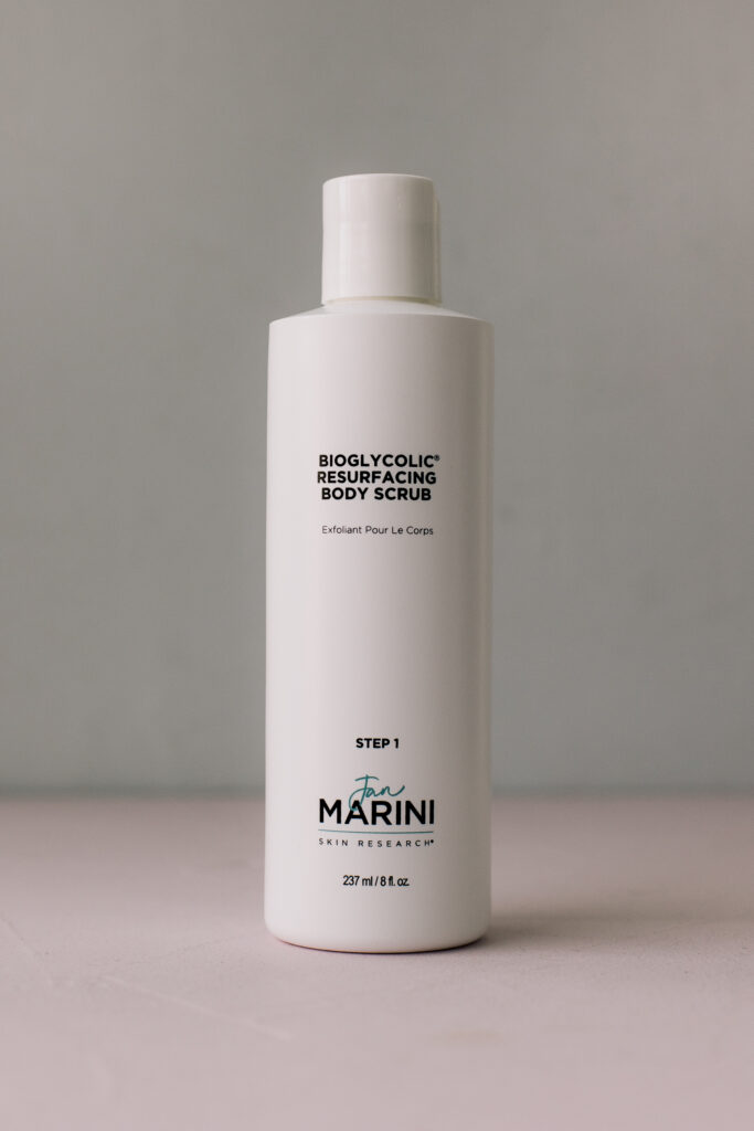 Скраб для тела с двойным полирующим действием JAN MARINI Bioglycolic Resurfacing Body Scrub 237ml