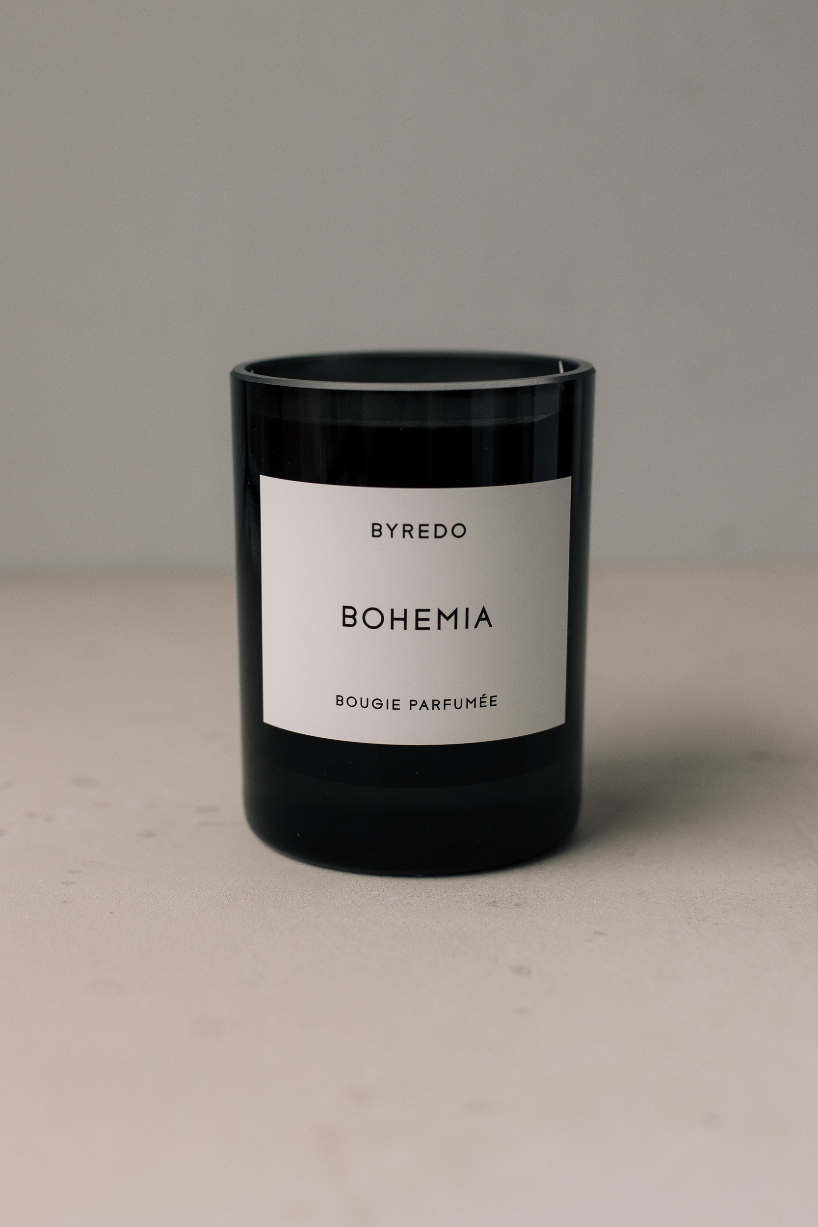 Ароматическая свеча BYREDO Bohemia Fragranced Candle 240g