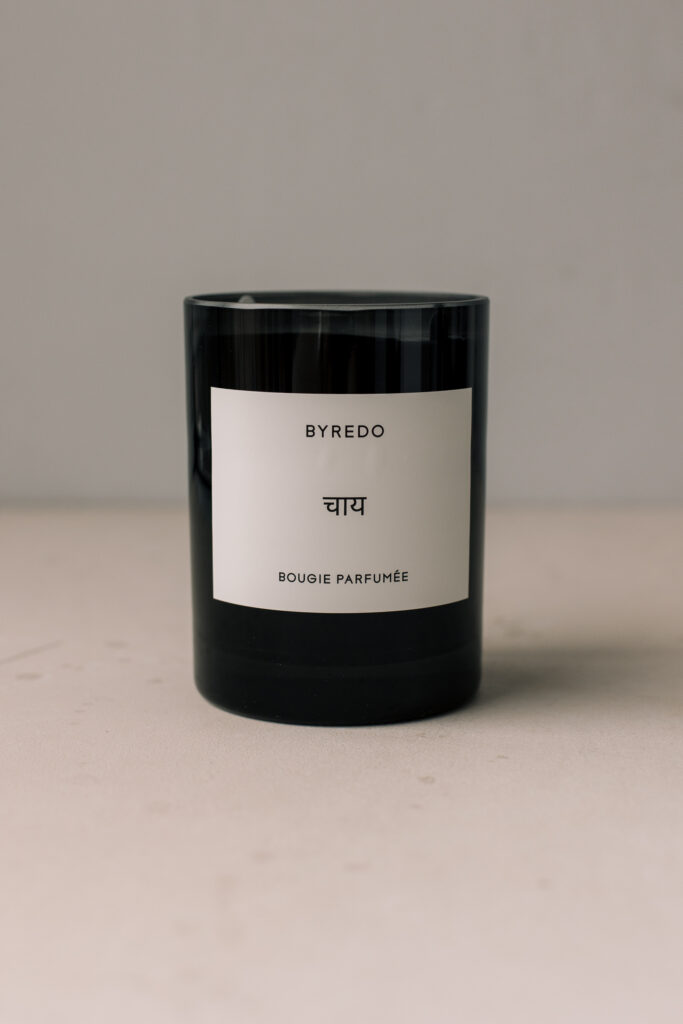 Ароматическая свеча BYREDO Chai Candle 240g