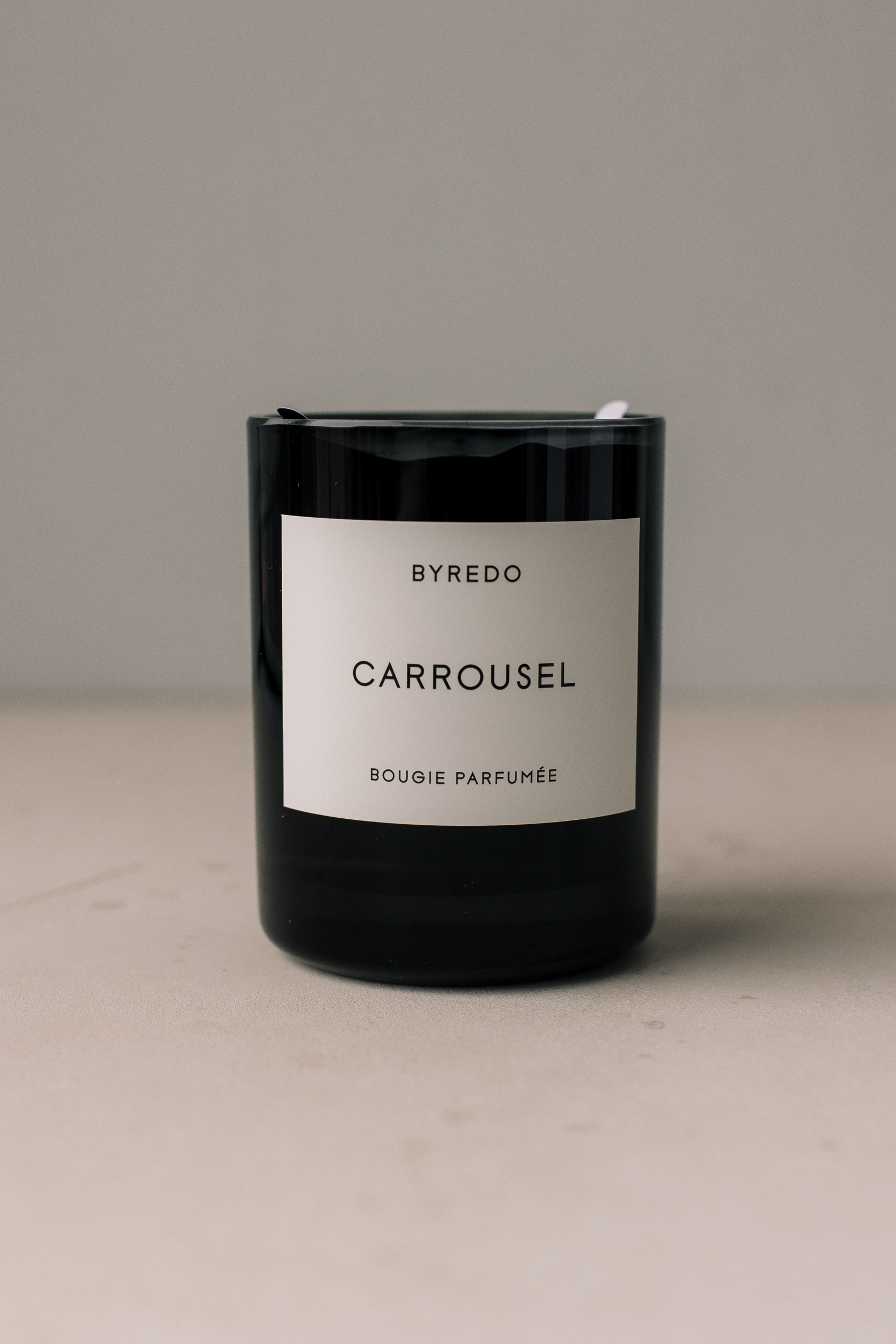 Ароматическая свеча BYREDO Carrousel Fragranced Candle 240g