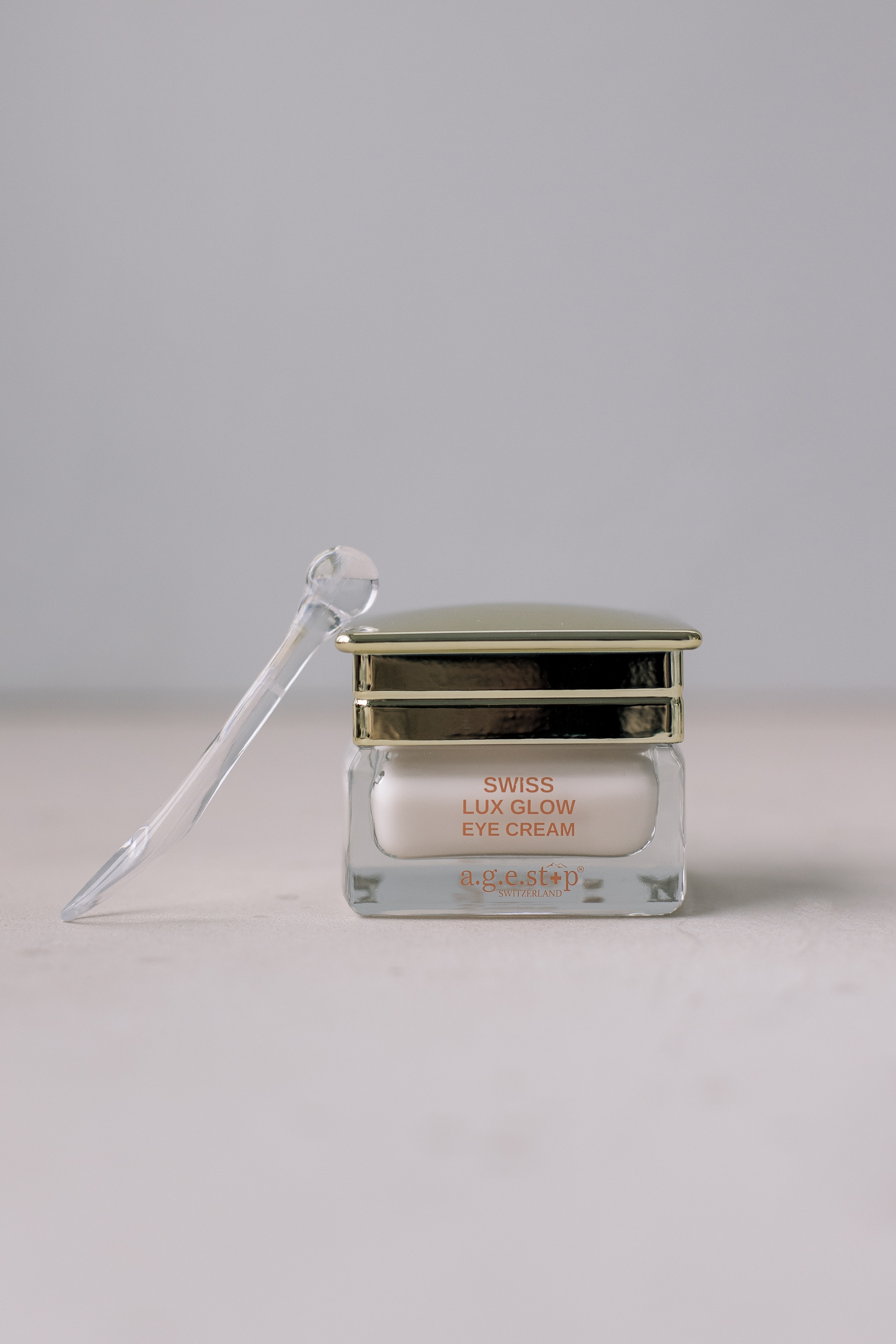 Крем от морщин для области вокруг глаз A.G.E.STOP SWITZERLAND Swiss Lux Glow Eye Cream 30ml