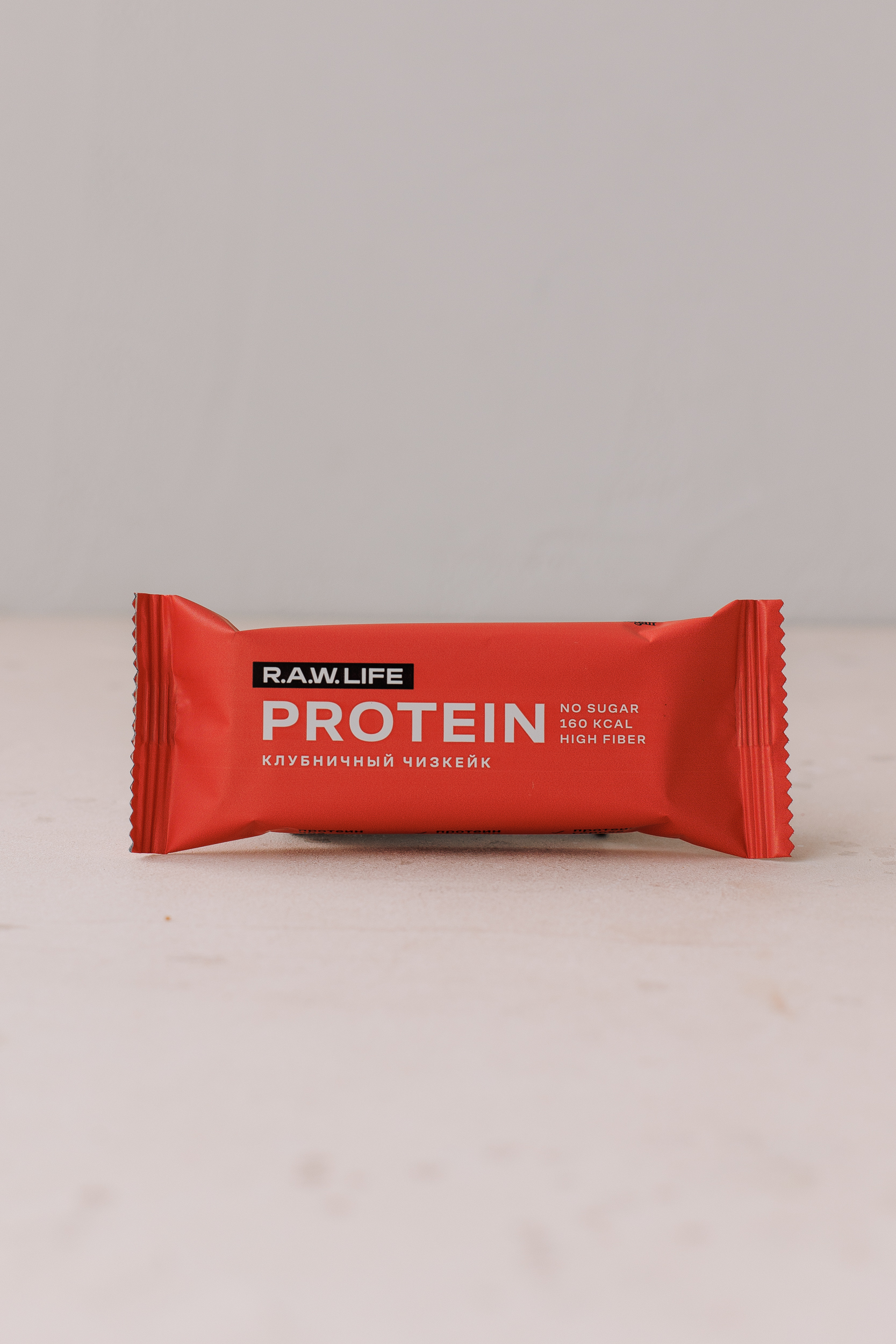 Протеиновый батончик R.A.W. Life Protein 