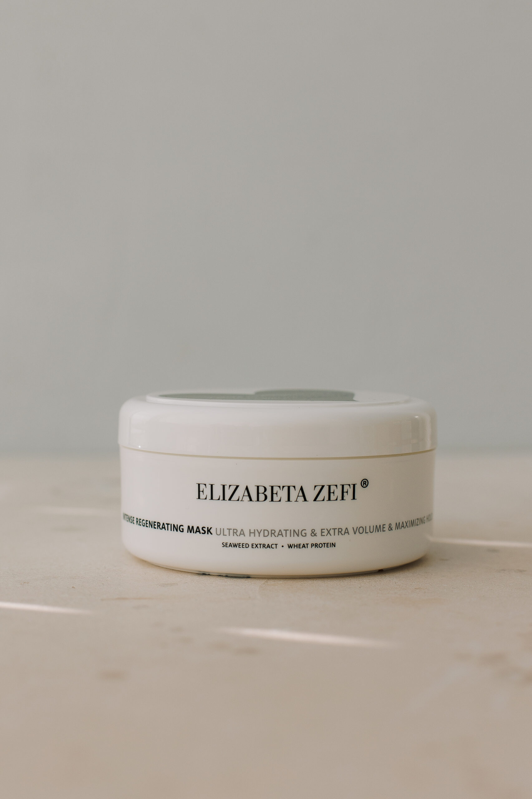 Интенсивно восстанавливающая маска для волос Elizabeta Zefi Intense Regenerating Mask 200ml