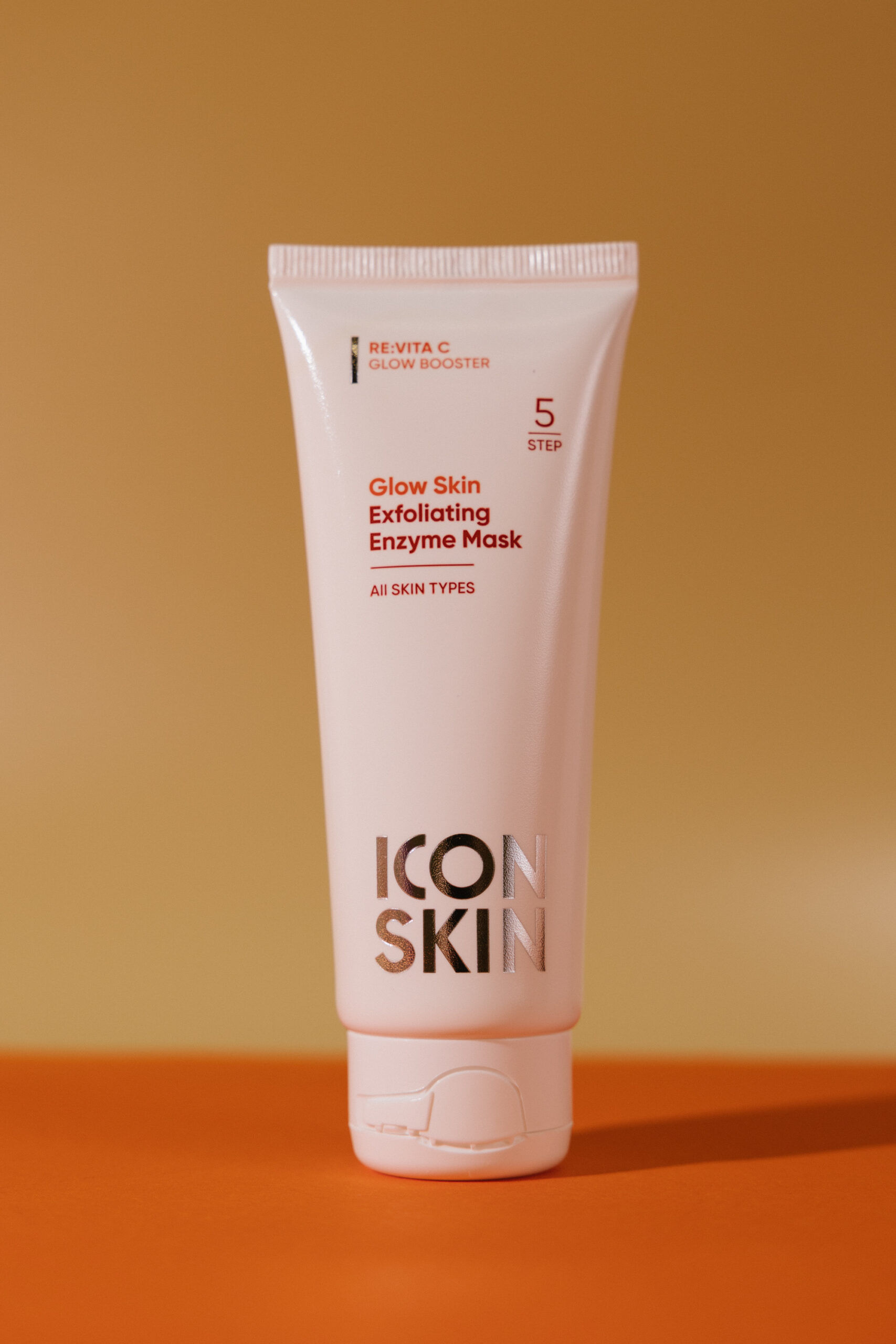 

Энзимная очищающая маска-гоммаж ICON SKIN Glow Skin Exfolianting Enzyme Mask 75ml