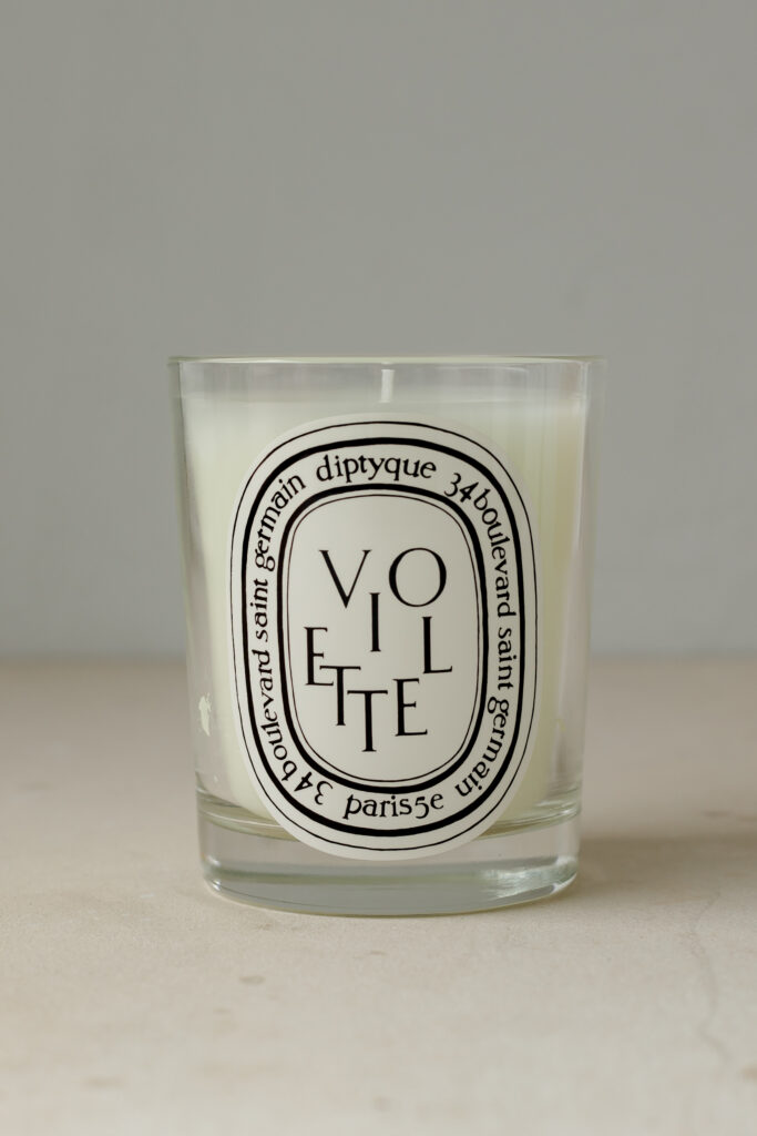 Ароматическая свеча Diptyque Violette Candle 190g