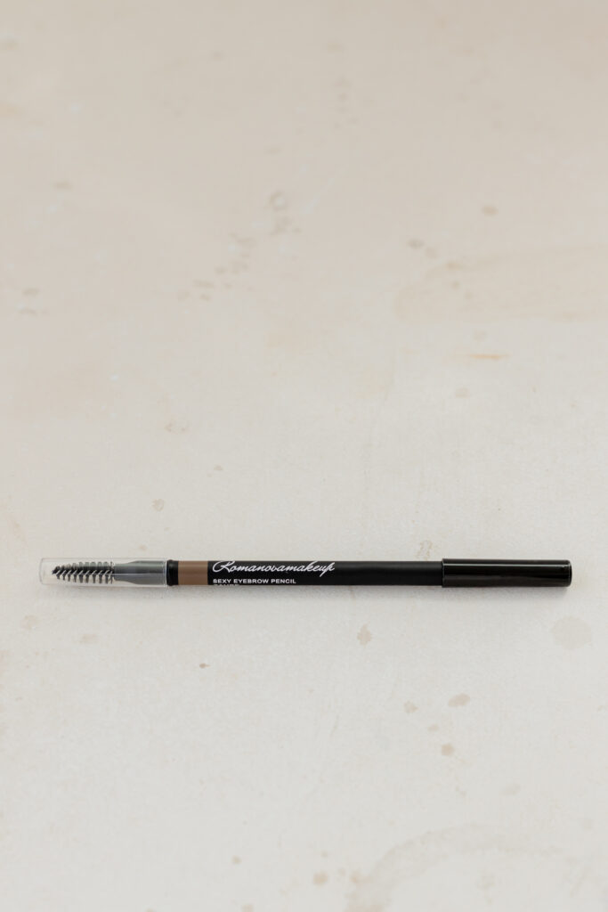 Карандаш для бровей Romanovamakeup Sexy Eyebrow Pencil TAUPE 1.7g