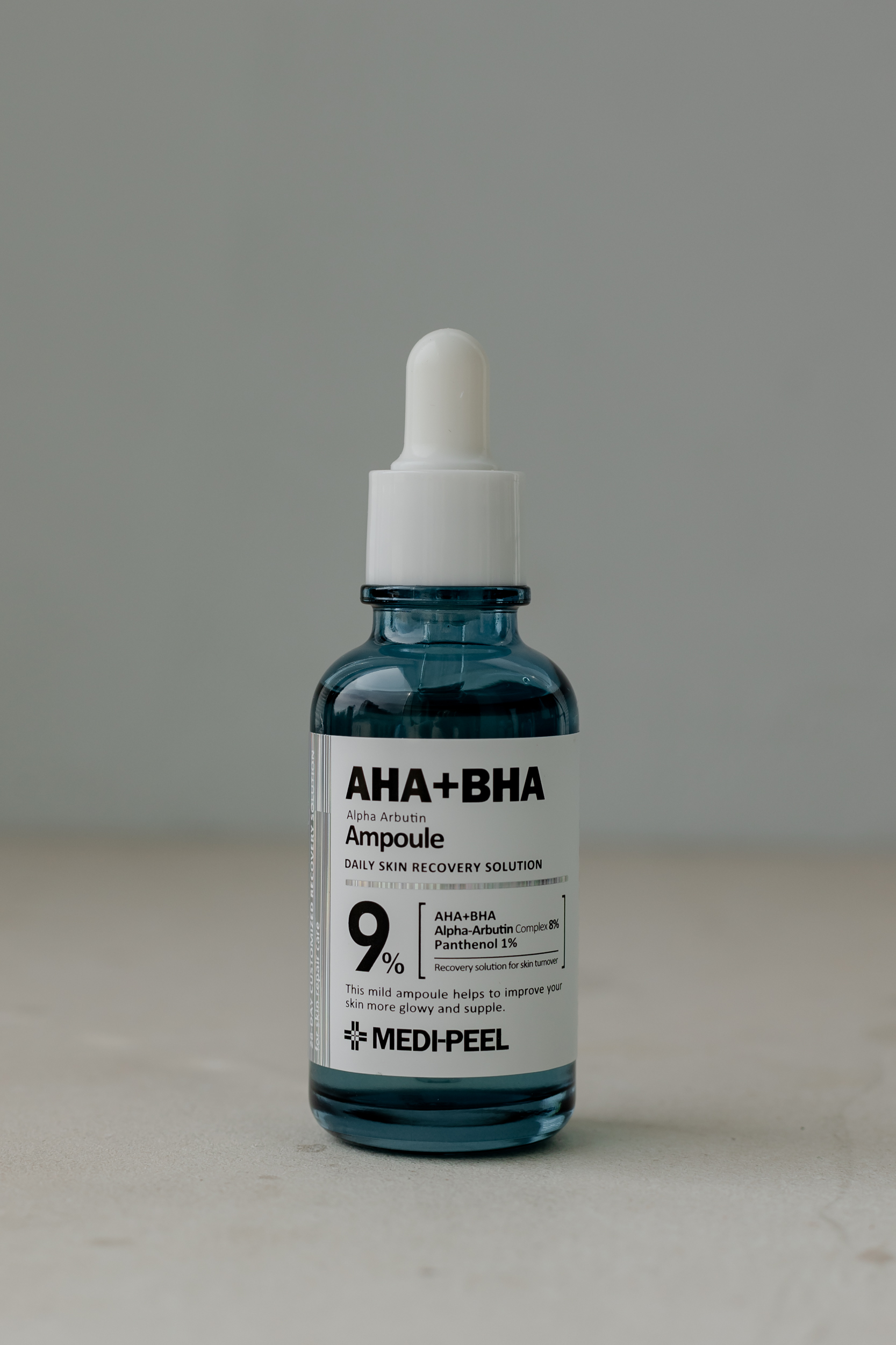 Пилинг-сыворотка с кислотами MEDI-PEEL AHA BHA Alpha Arbutin Ampoule 30ml