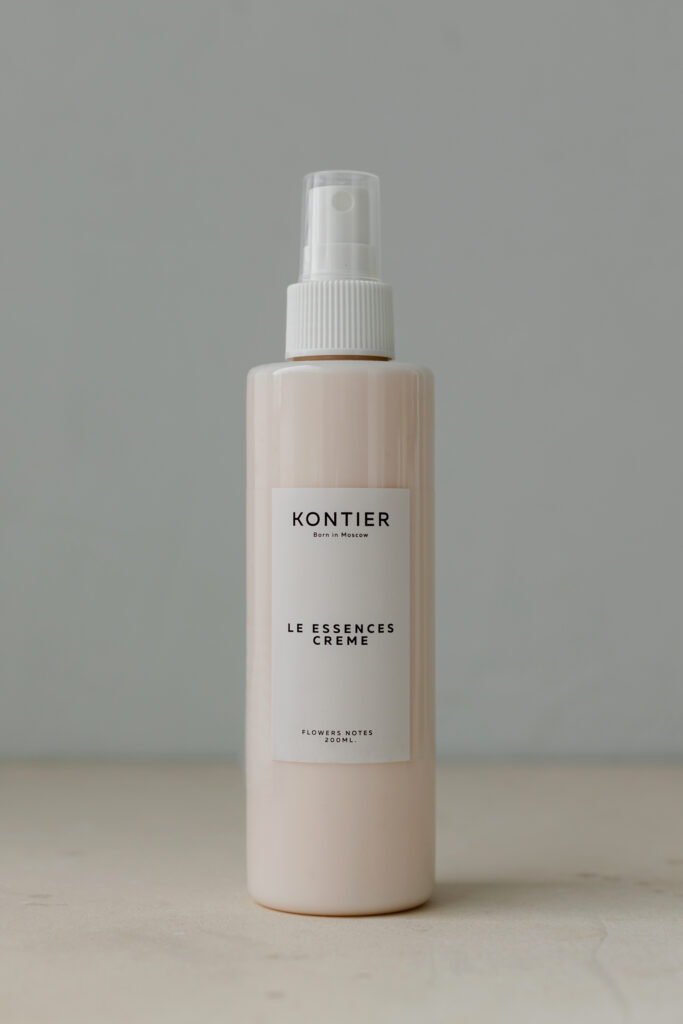 Спрей-уход для легкого расчесывания волос Philosophy By Alex Kontier Kontier Le Essences Creme 200ml