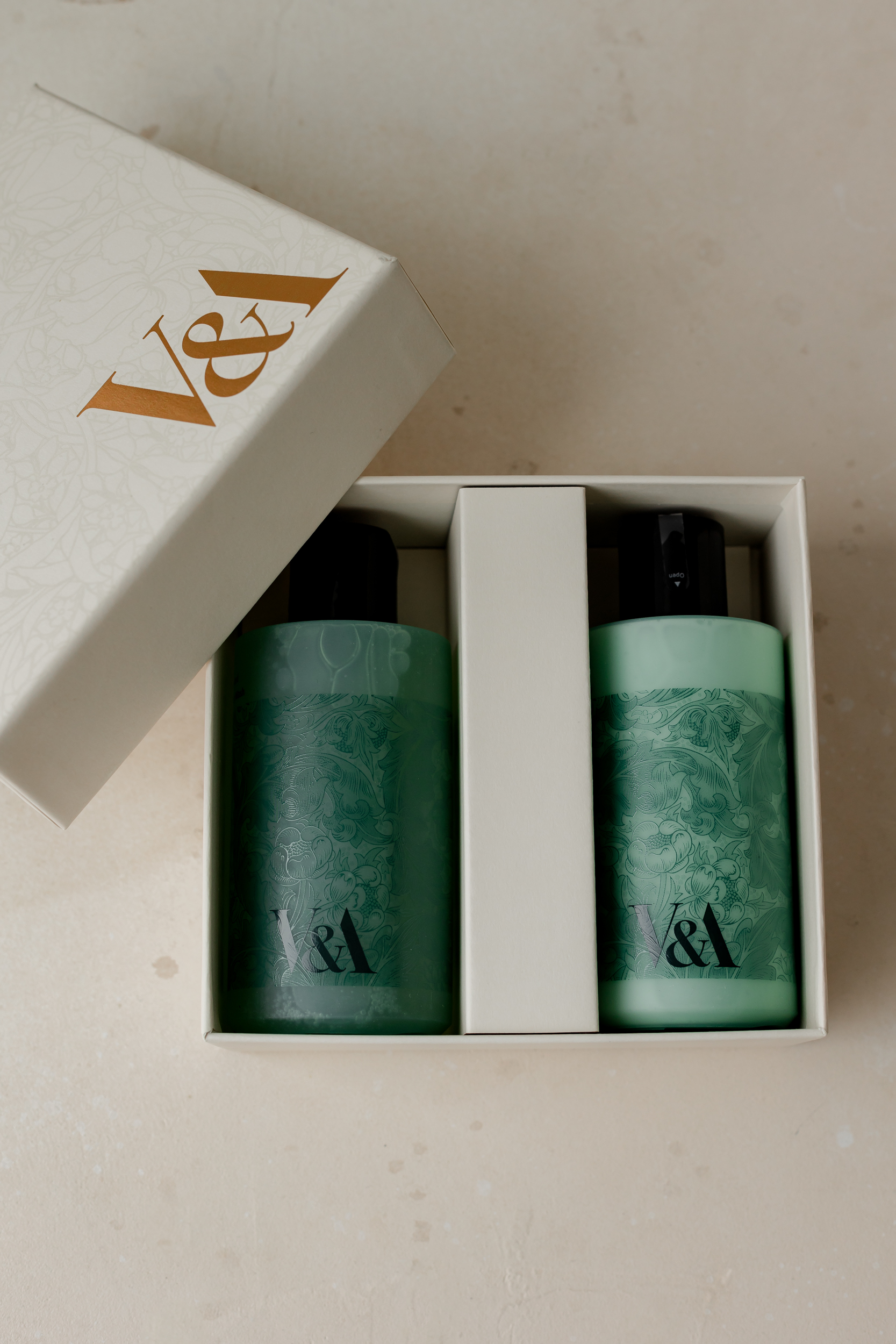 Подарочный набор для ухода за телом с ароматом [Свежий букет] V&A Scented Body Care Gift Set [Fresh Bouquet] 200ml *2ea